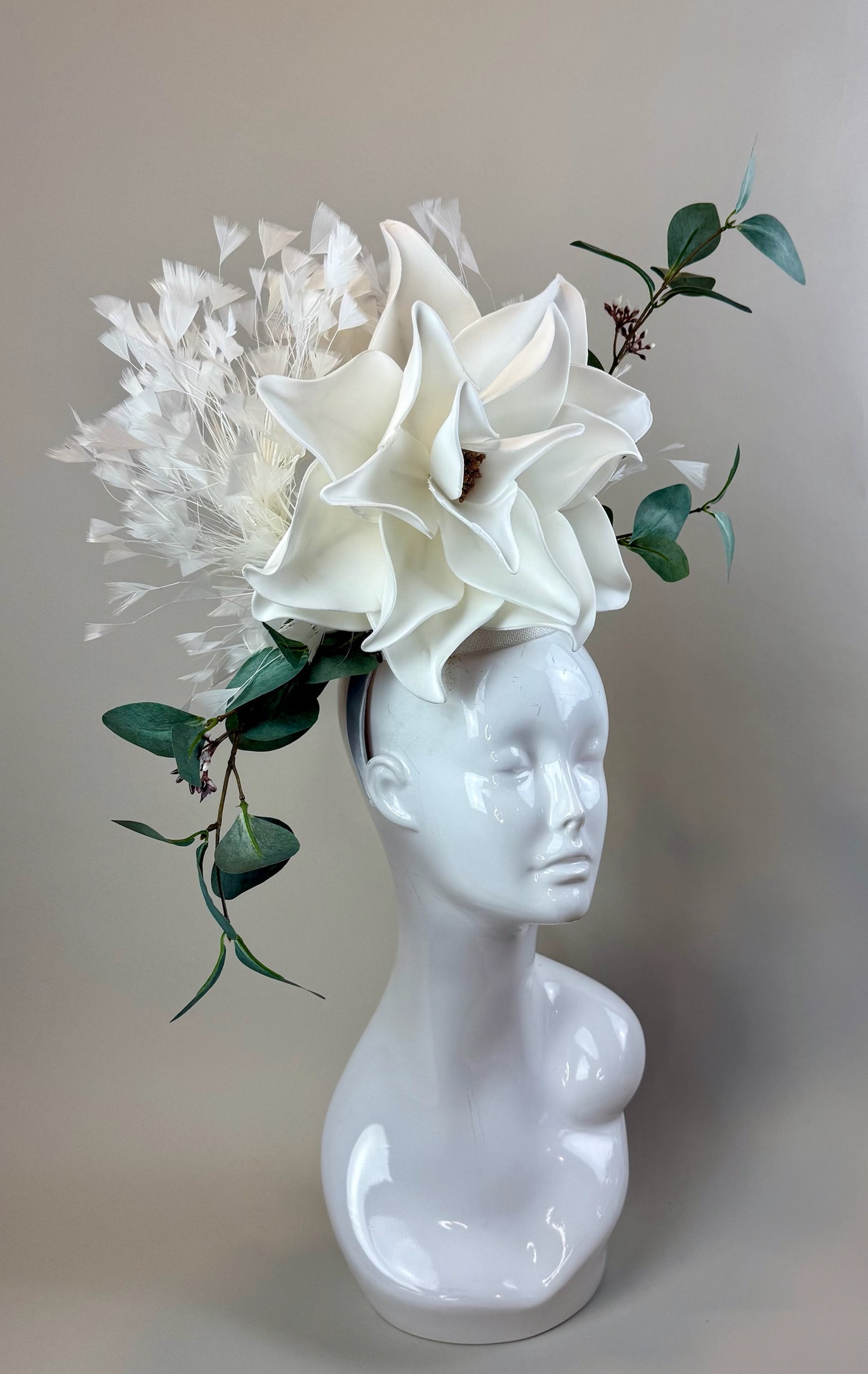 White and Green Derby Fascinator, Kentucky Derby Hat Alternative, Kentucky derby hat (GOLD LINE)