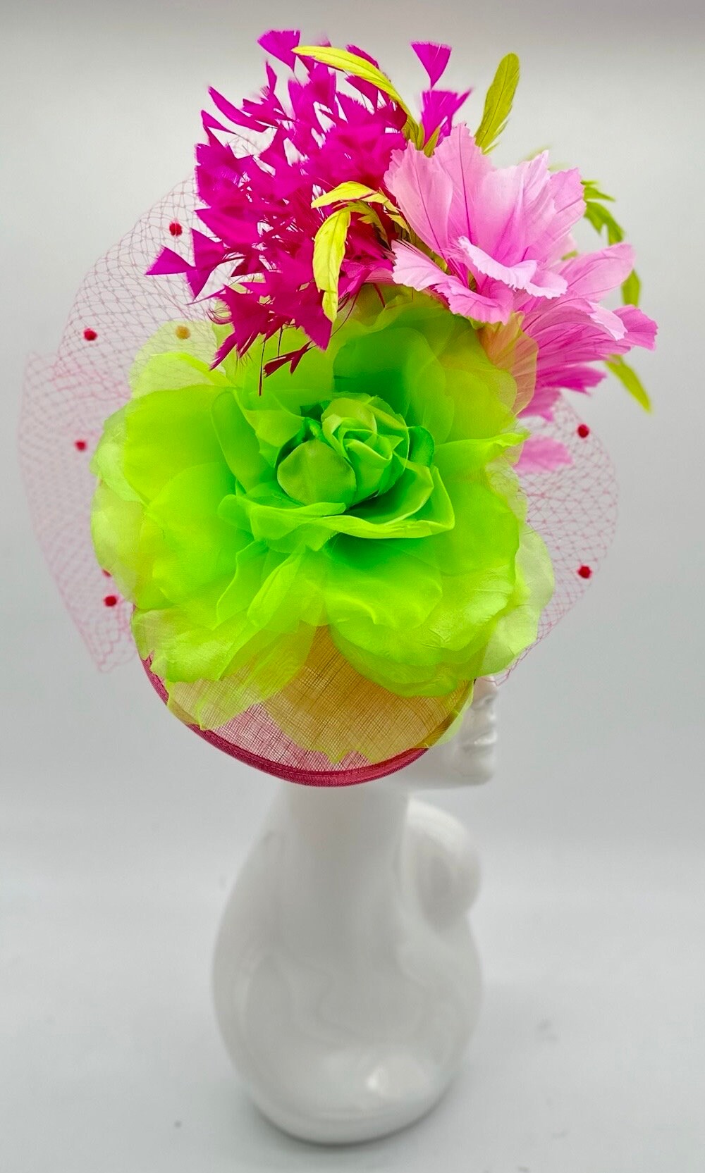 Lime Green and Pink Derby Fascinator, Kentucky Derby Hat Alternative, Kentucky derby hat (GOLD LINE)