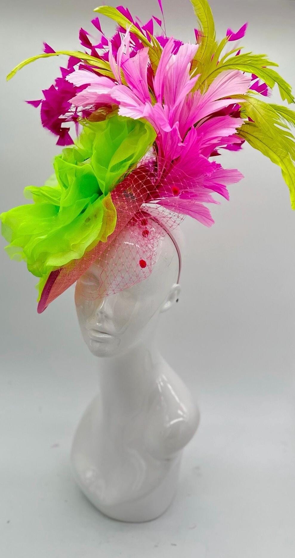Lime Green and Pink Derby Fascinator, Kentucky Derby Hat Alternative, Kentucky derby hat (GOLD LINE)