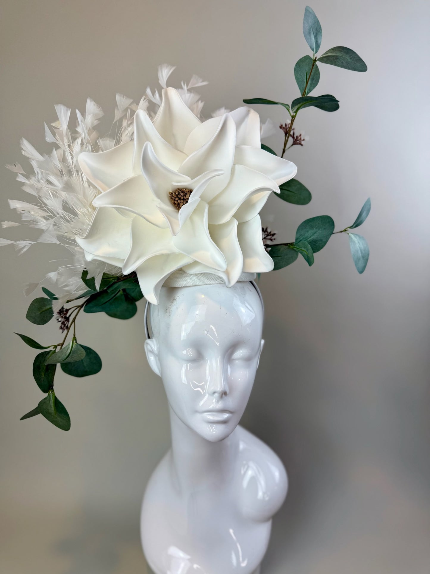 White and Green Derby Fascinator, Kentucky Derby Hat Alternative, Kentucky derby hat (GOLD LINE)