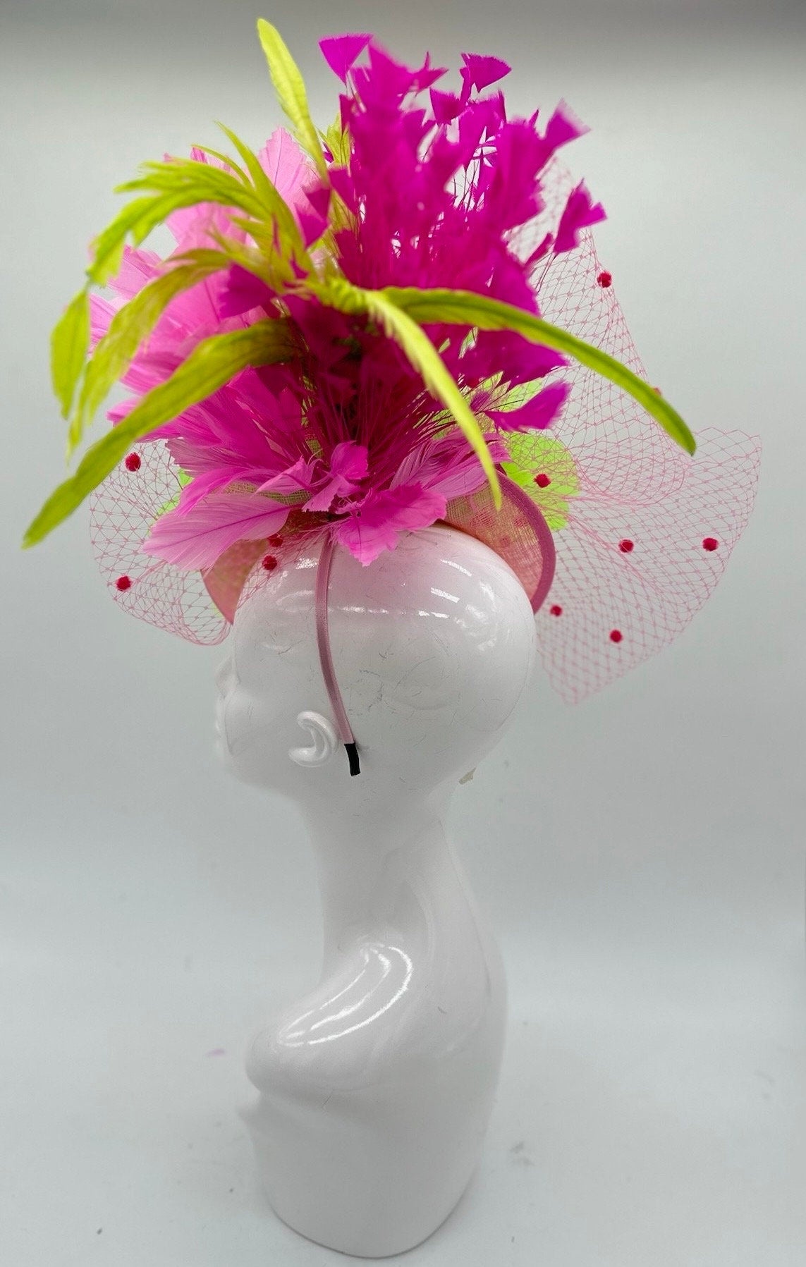 Lime Green and Pink Derby Fascinator, Kentucky Derby Hat Alternative, Kentucky derby hat (GOLD LINE)