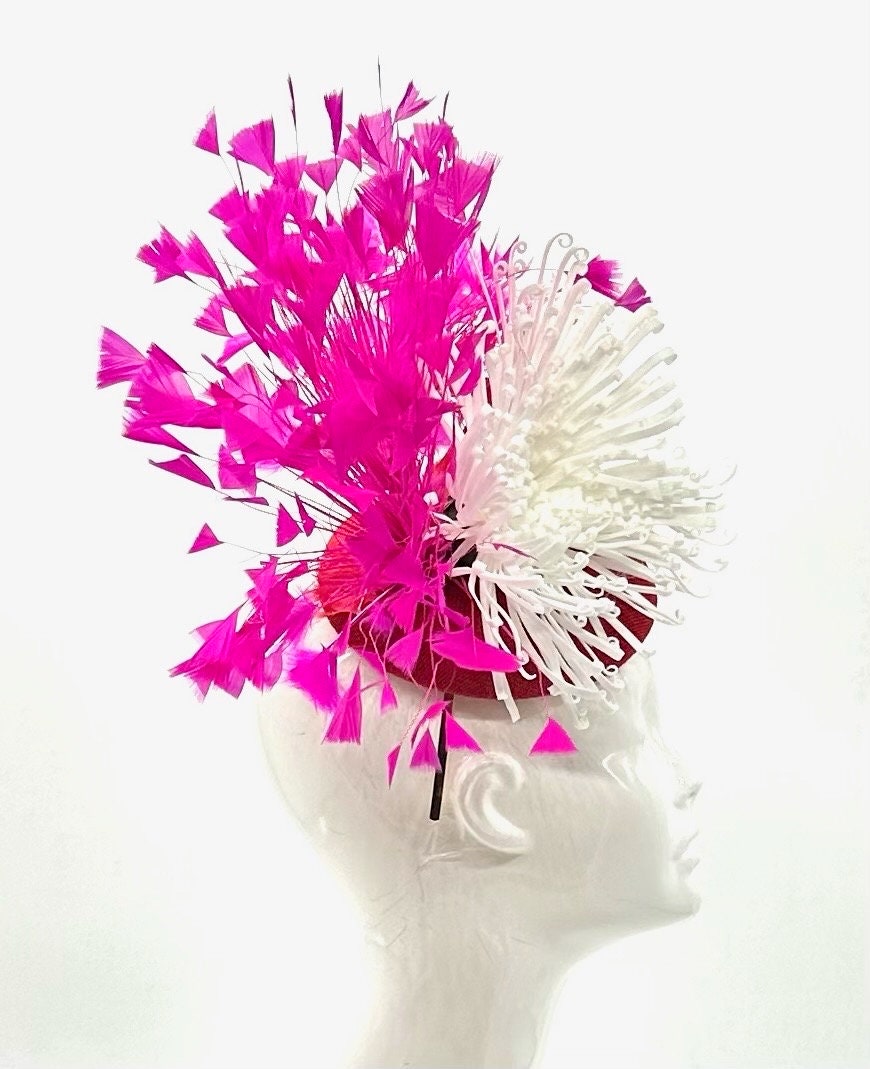 Pink, White and Red Derby Fascinator, Kentucky Derby Hat Alternative, Kentucky derby hat (GOLD LINE)