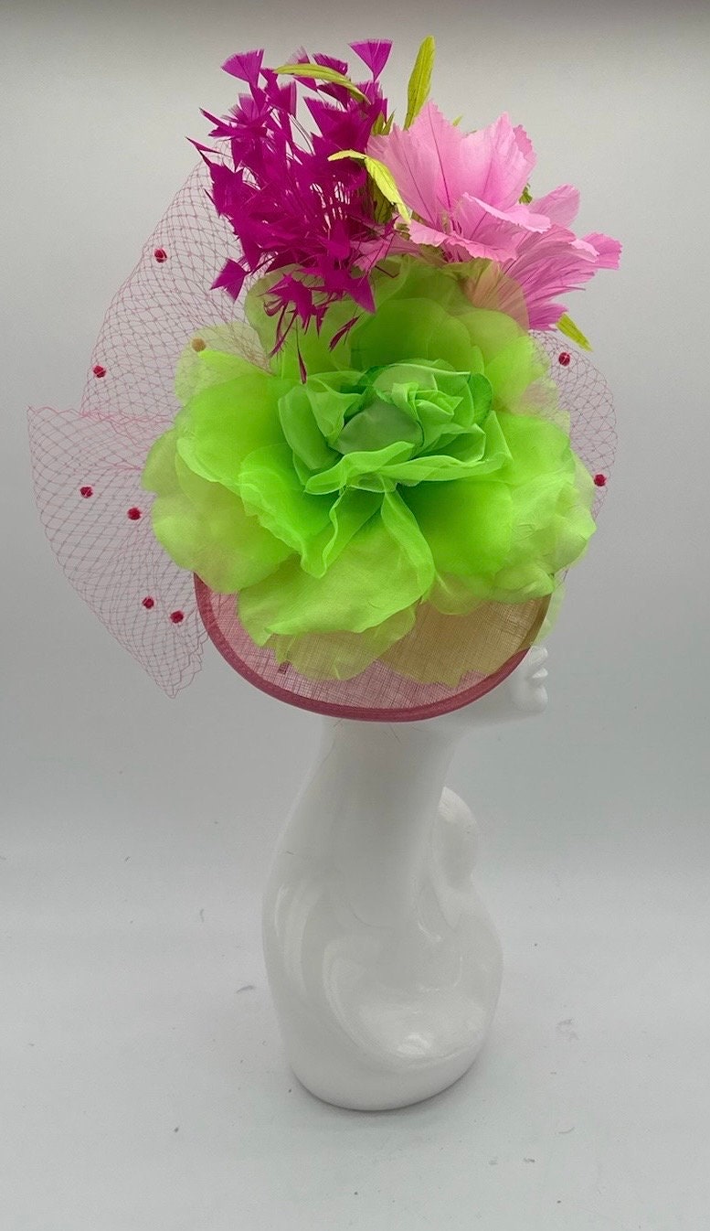 Lime Green and Pink Derby Fascinator, Kentucky Derby Hat Alternative, Kentucky derby hat (GOLD LINE)