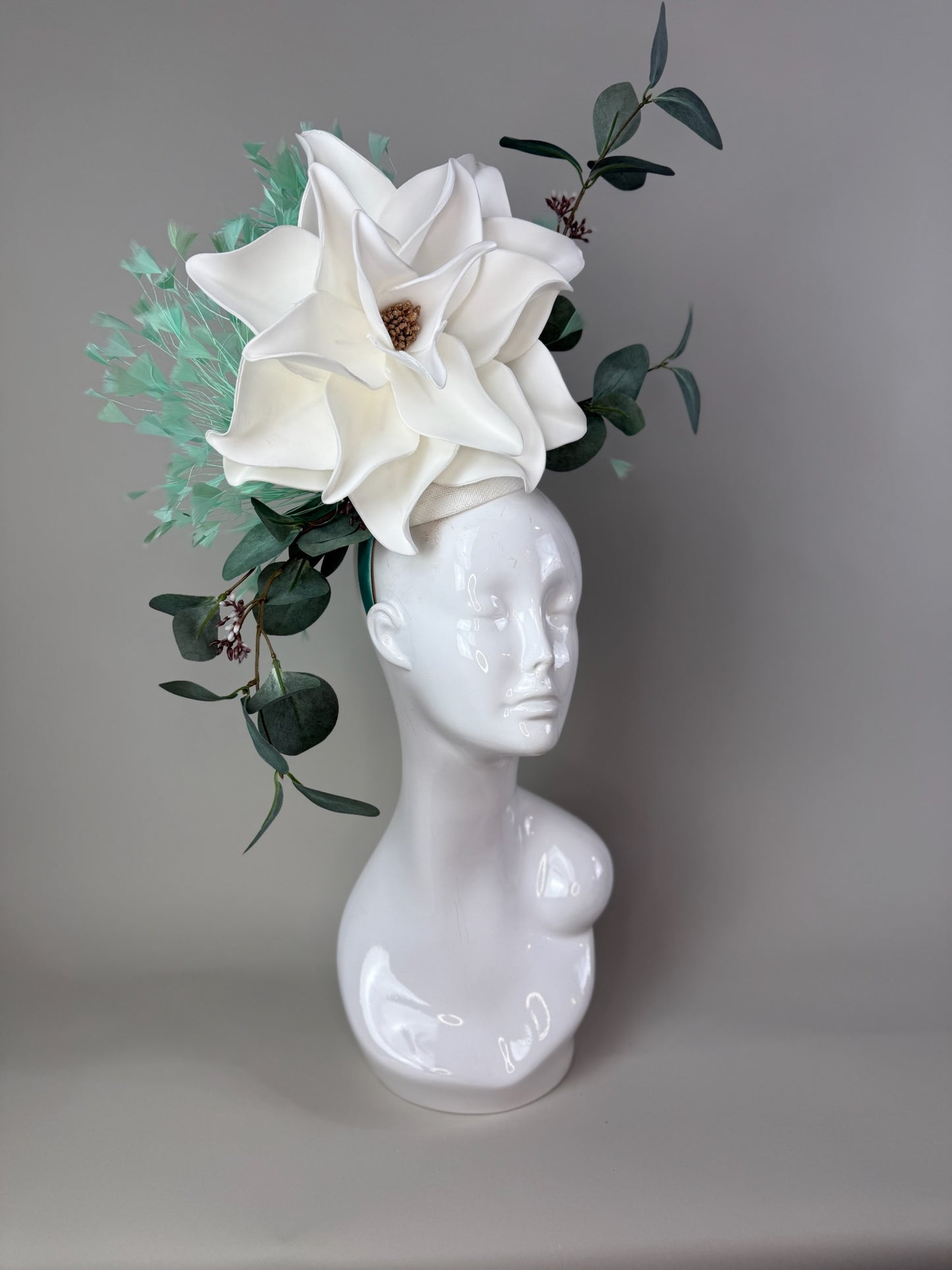 White and Green Derby Fascinator, Kentucky Derby Hat Alternative, Kentucky derby hat (GOLD LINE)