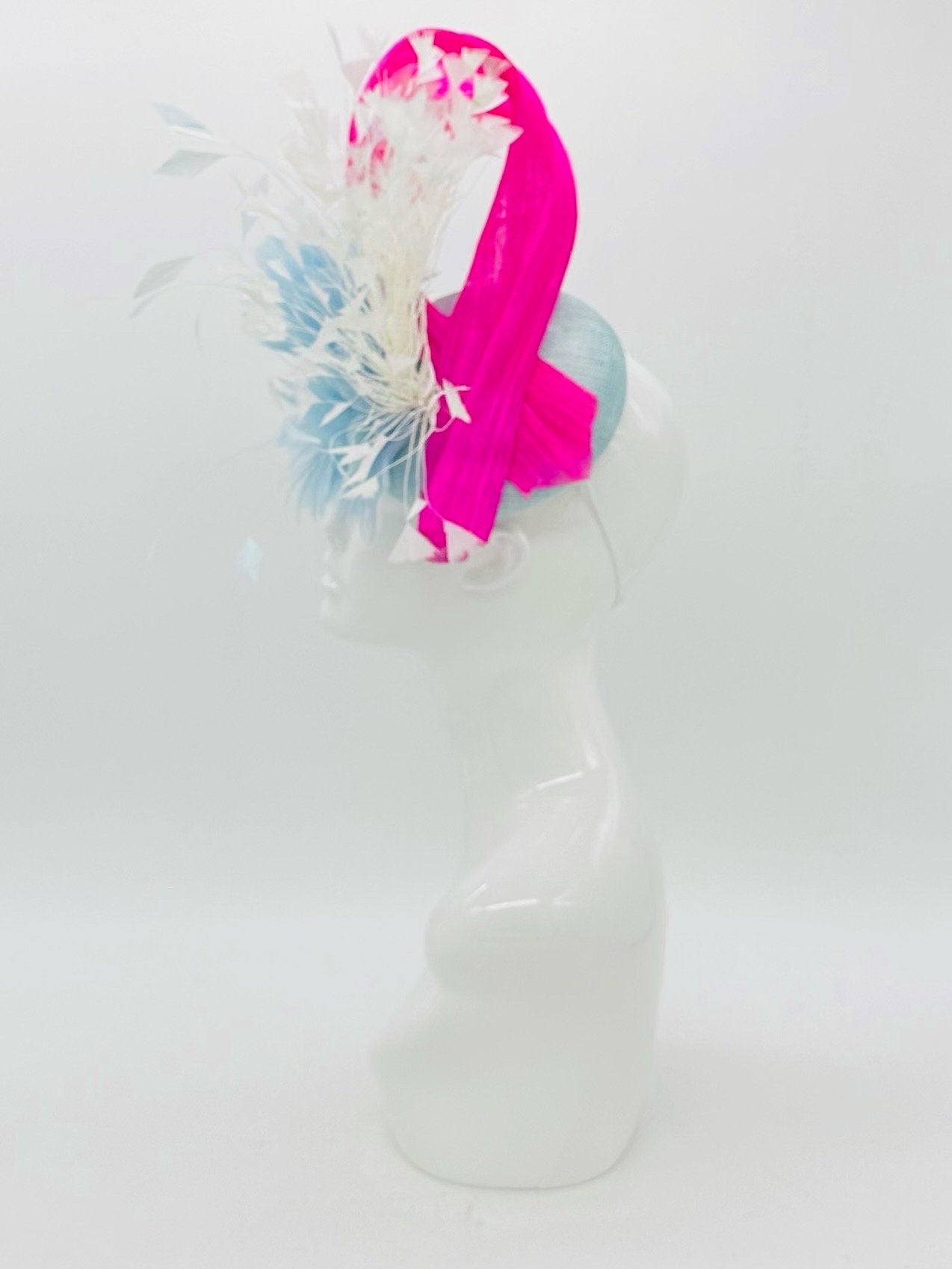 Baby blue and Hot Pink Derby Fascinator, Kentucky Derby Hat Alternative, Kentucky derby hat (GOLD LINE)