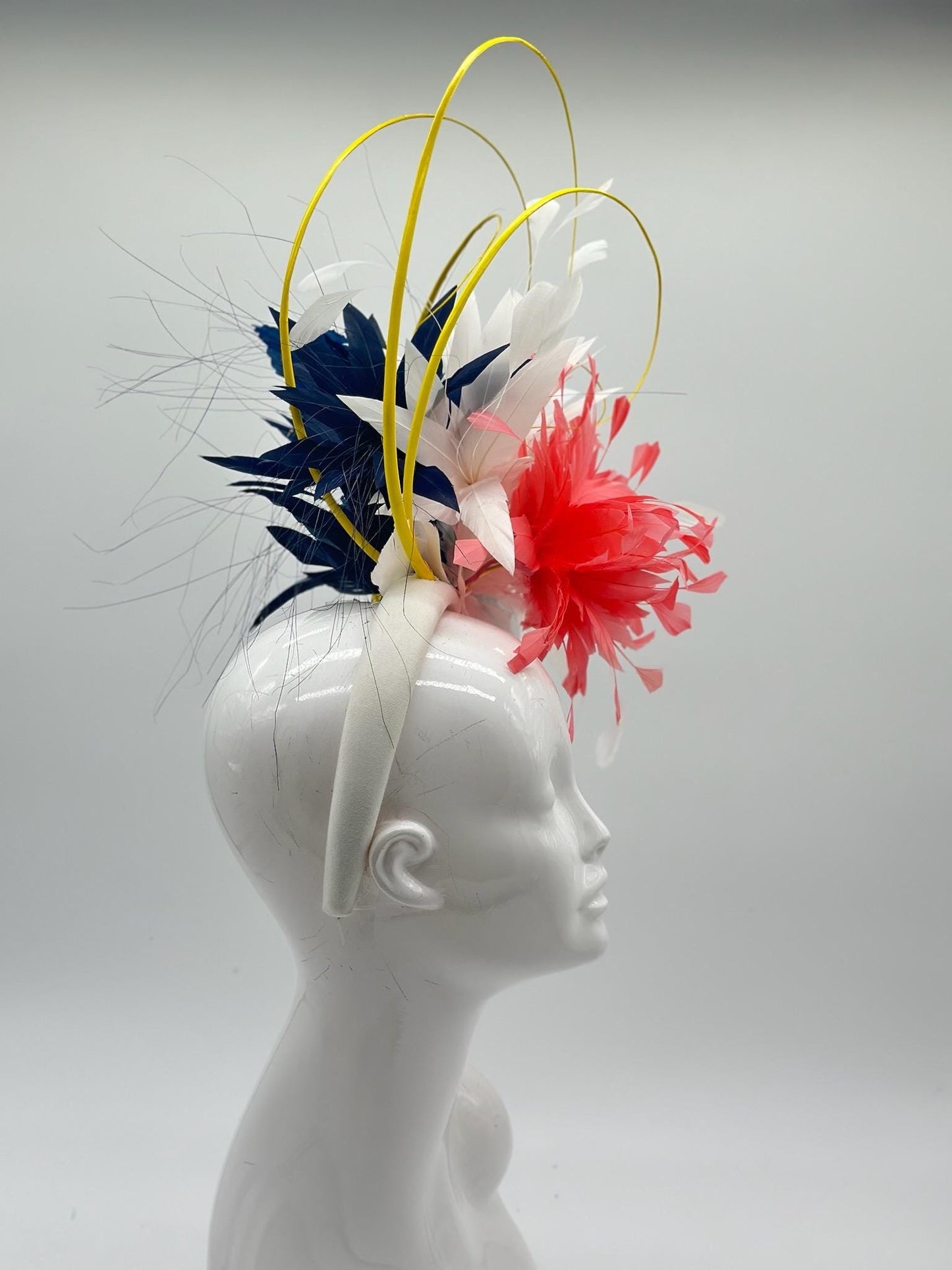 Pink, White and Navy Derby Fascinator, Kentucky Derby Hat Alternative, Kentucky derby hat (GOLD LINE)