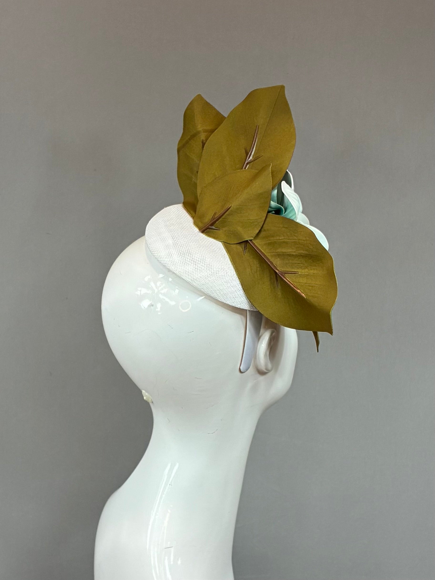 Kentucky Derby Fascinator Hat | Blue flowers and white leaves Headband Hat | Derbyologie