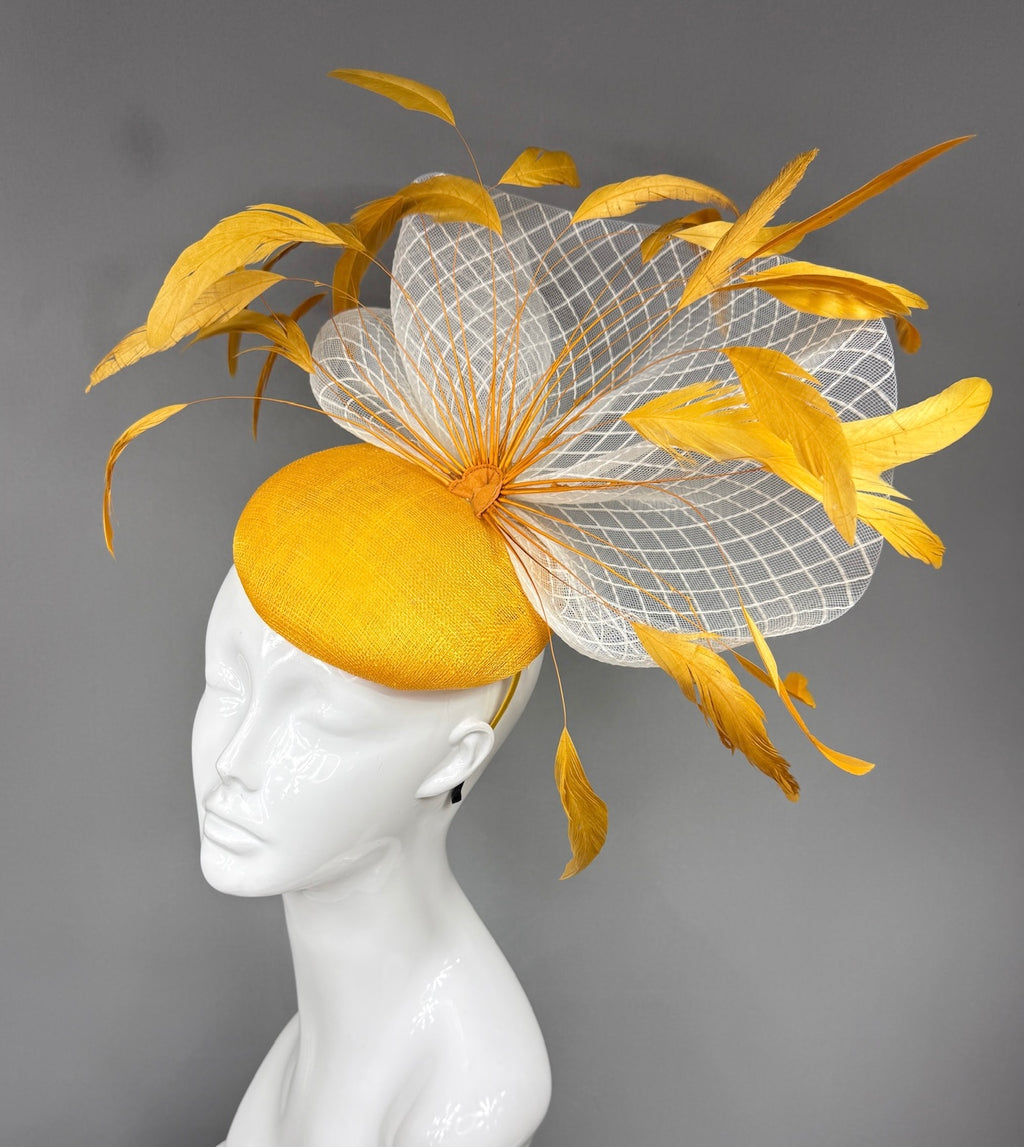 Kentucky Derby Fascinator Hat | Yellow feathers and white mesh Headpiece | Derbyologie