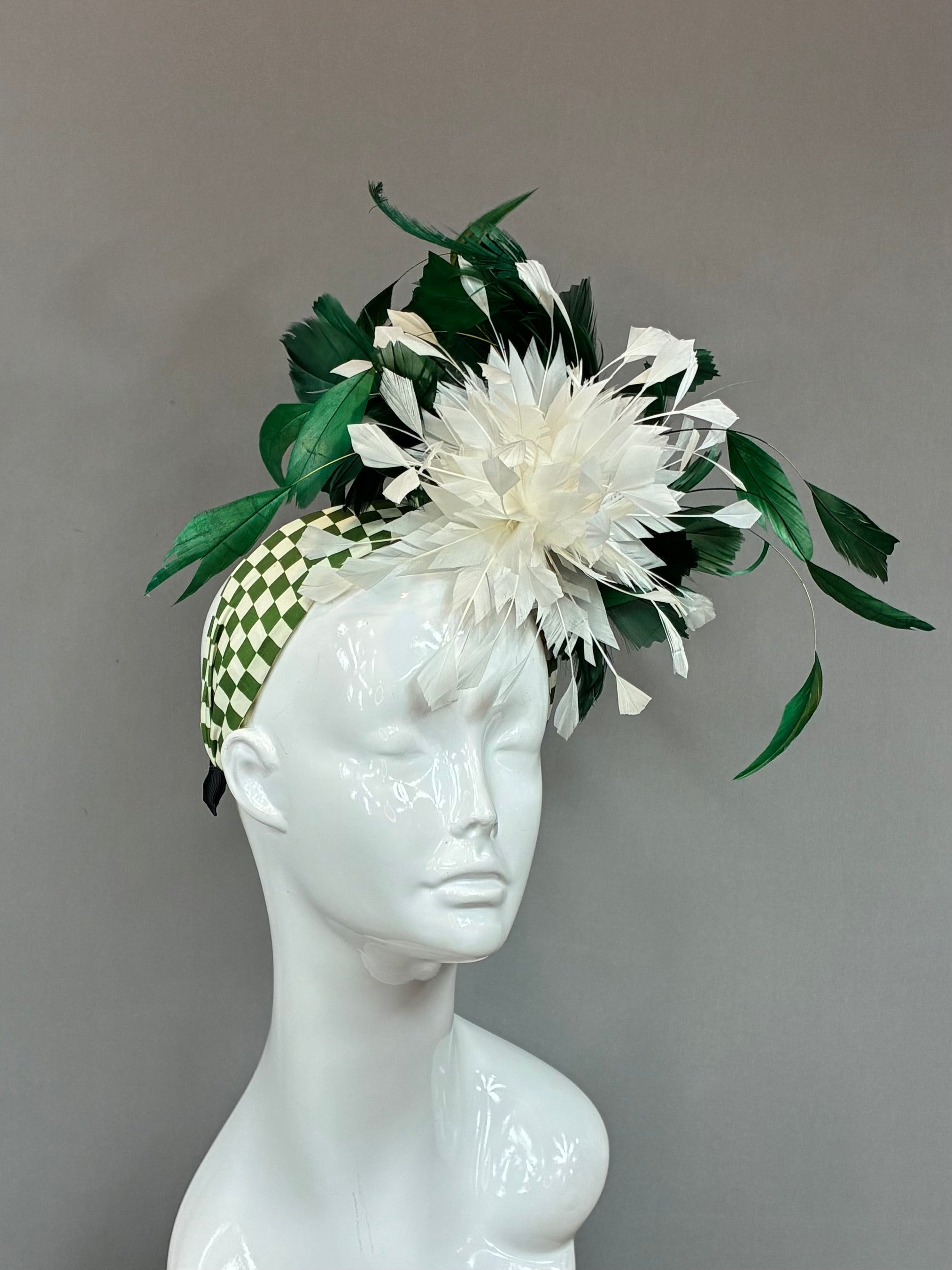 Kentucky Derby Fascinator Hat | Green and white feathered Headband Hat | Derbyologie