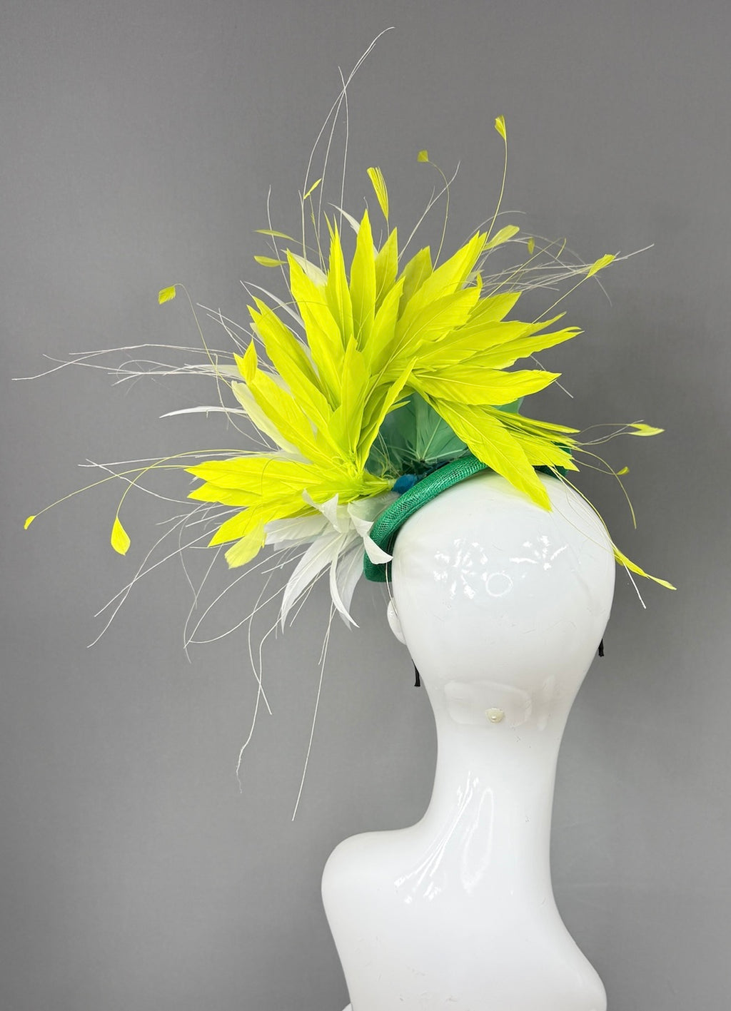 Kentucky Derby Fascinator Hat | Mint green poinsettias, with white and lime green feathers Headpiece | Derbyologie