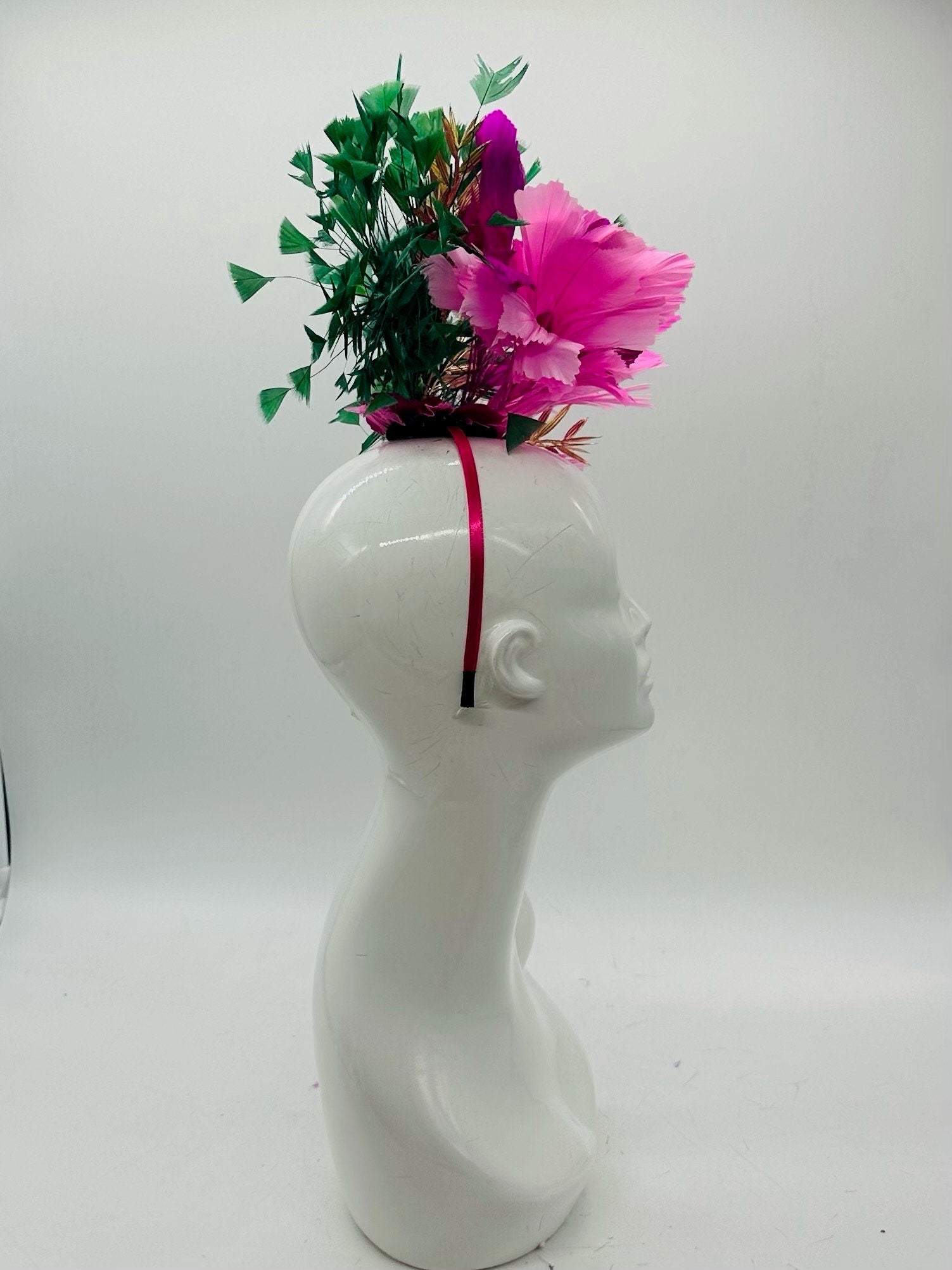 Hot pink, Fuchsia, and Green Derby Fascinator, Kentucky Derby Hat Alternative, Kentucky derby hat (GOLD LINE)