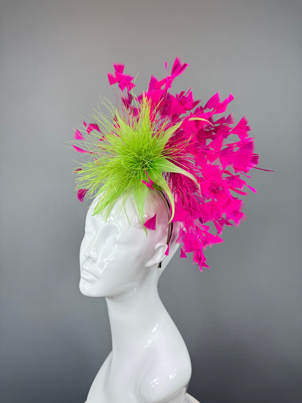 Kentucky Derby Fascinator Hat | Pink & Green Feather Headpiece | Derbyologie