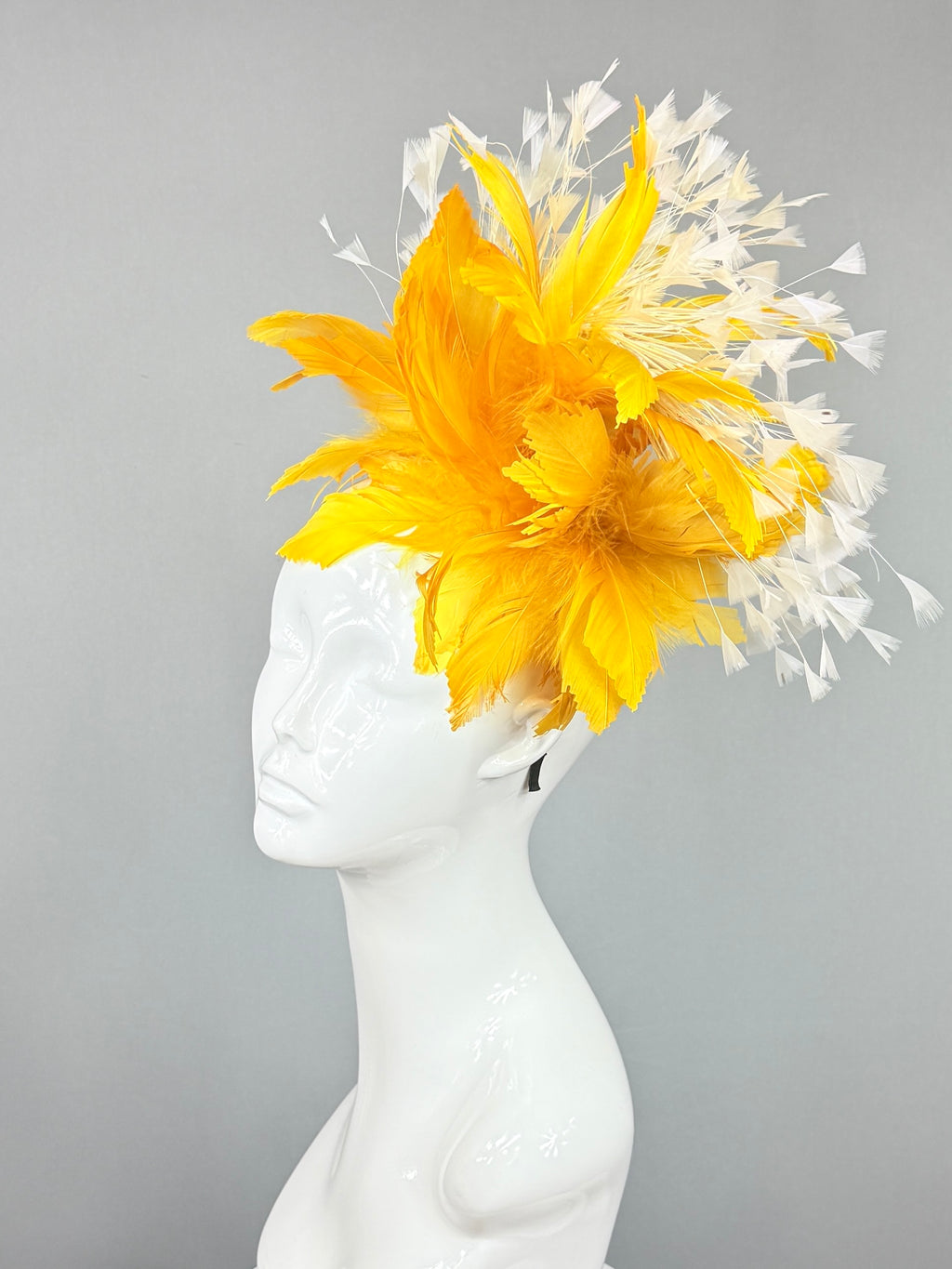 Kentucky Derby Fascinator Hat | White and yellow feathered Headband Hat | Derbyologie