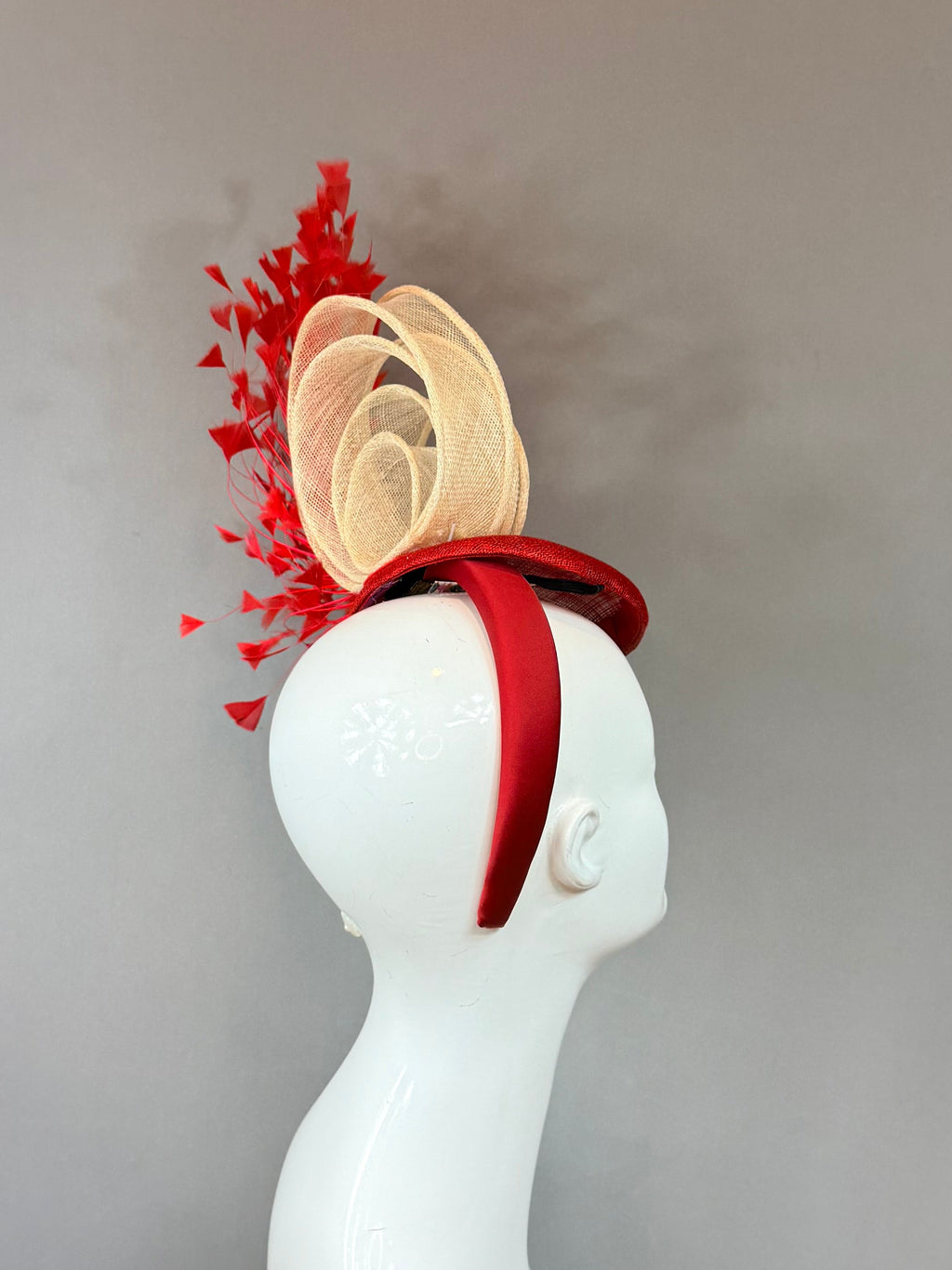 Kentucky Derby Fascinator | Red and Beige Feather Hat | Derbyologie