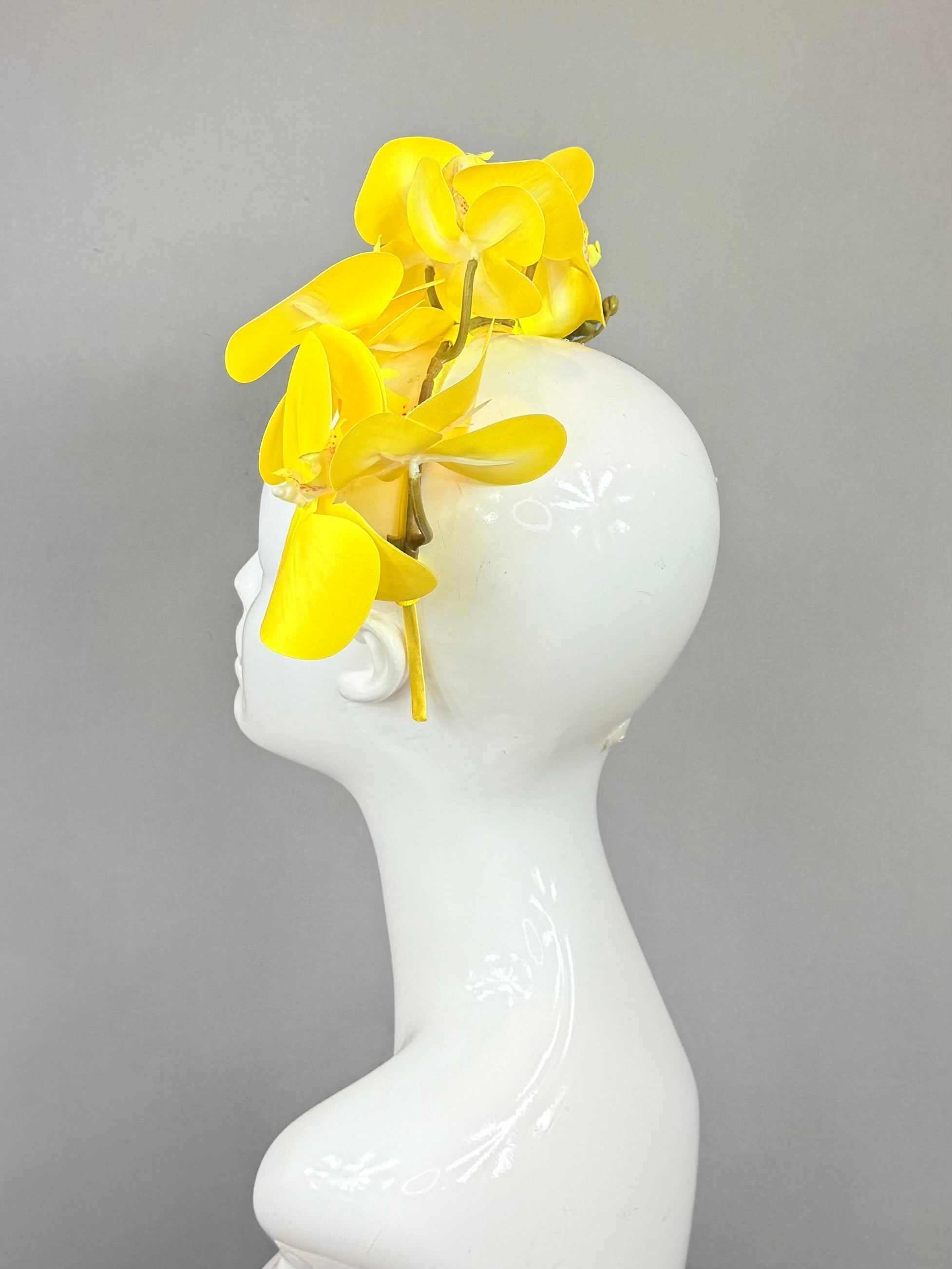 Kentucky Derby Fascinator Hat | Yellow Flower Headpiece| Derbyologie
