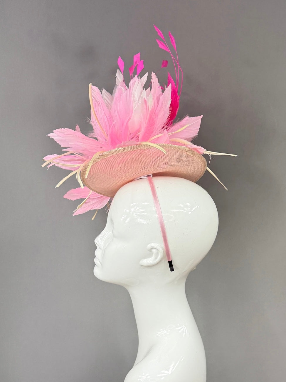 Kentucky Derby Fascinator Hat | Light and hot pink feathered Headpiece | Derbyologie