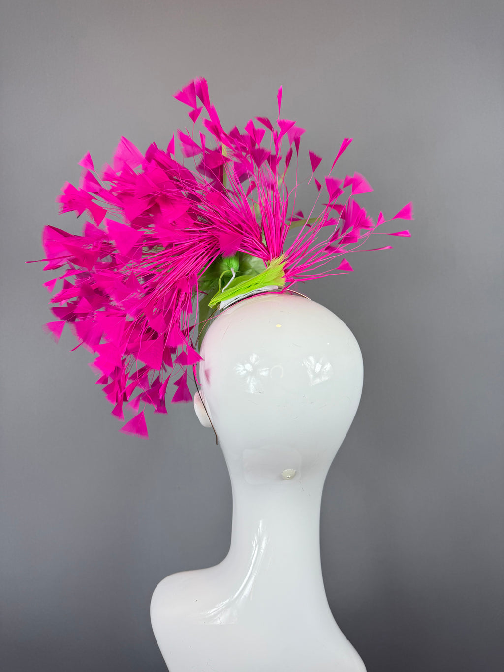 Kentucky Derby Fascinator Hat | Pink & Green Feather Headpiece | Derbyologie