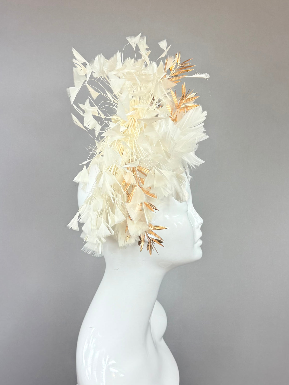 White and Gold Derby Fascinator, Kentucky Derby Hat Alternative, Kentucky derby hat (GOLD LINE)