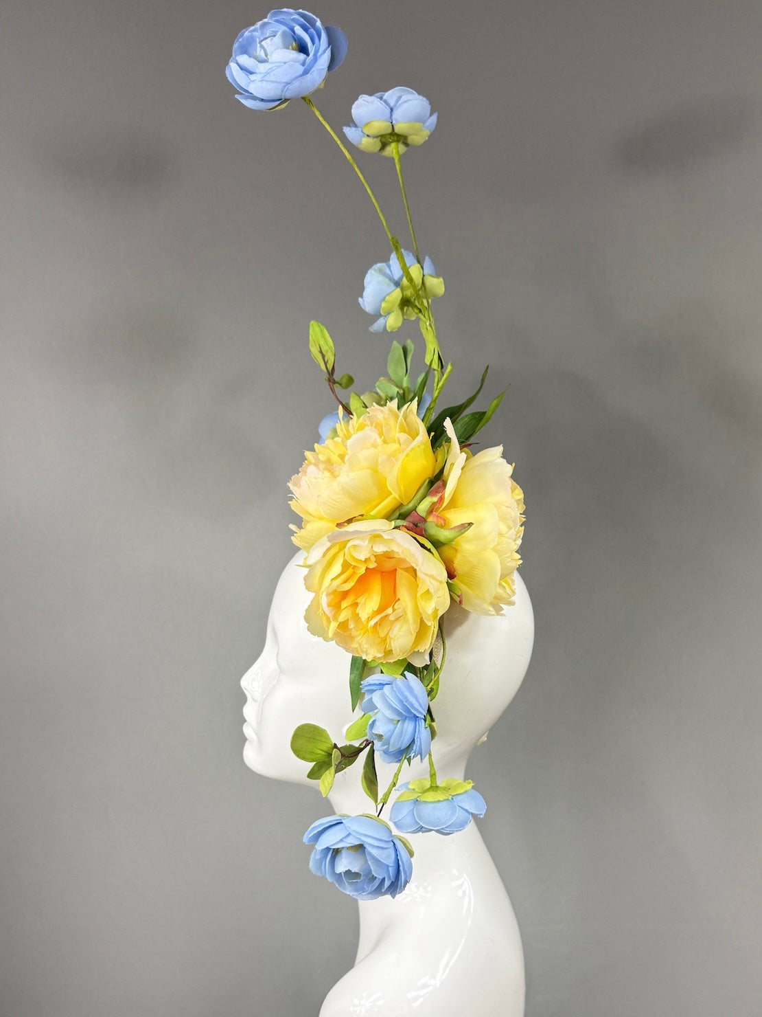 Kentucky Derby Fascinator Hat | Yellow and blue flowered Headpiece | Derbyologie