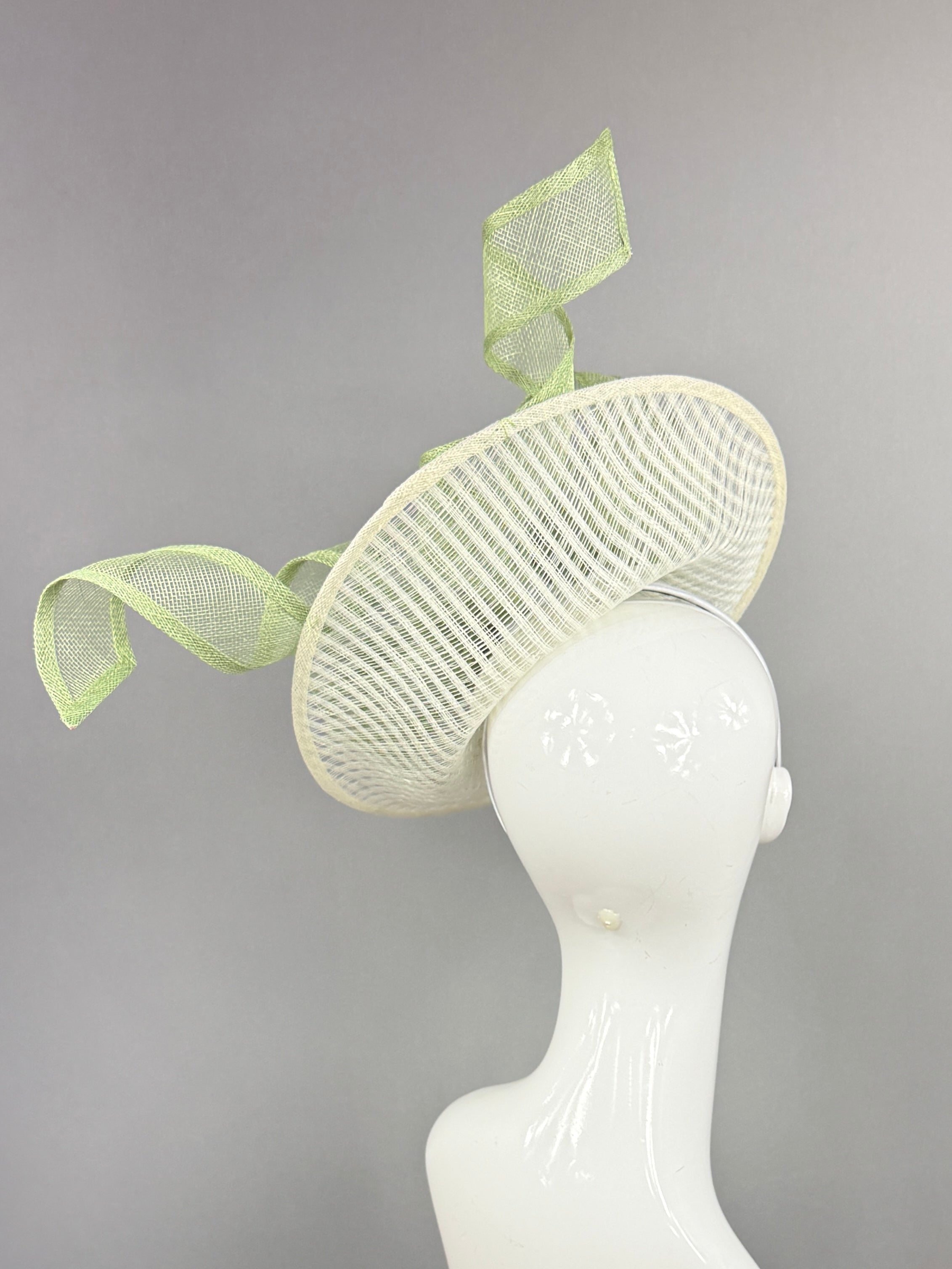 Kentucky Derby Fascinator Hat | Green and white Headpiece | Derbyologie