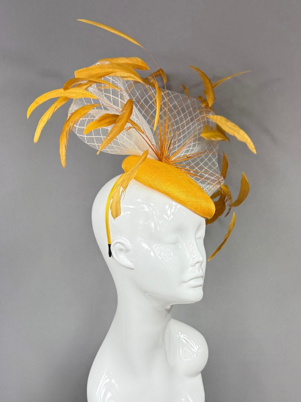 Kentucky Derby Fascinator Hat | Yellow feathers and white mesh Headpiece | Derbyologie