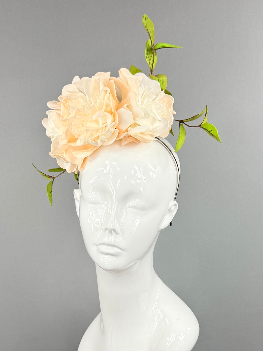 Kentucky Derby Fascinator Hat | Cream flowers and green leaves Headpiece | Derbyologie