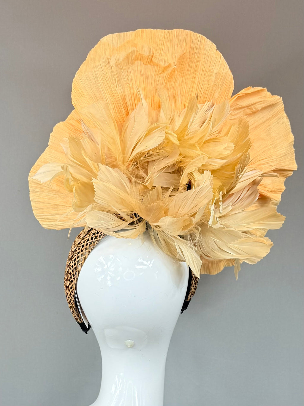 Tangerine orange floral Derby Fascinator, Kentucky Derby Hat Alternative, Kentucky derby hat (GOLD LINE)