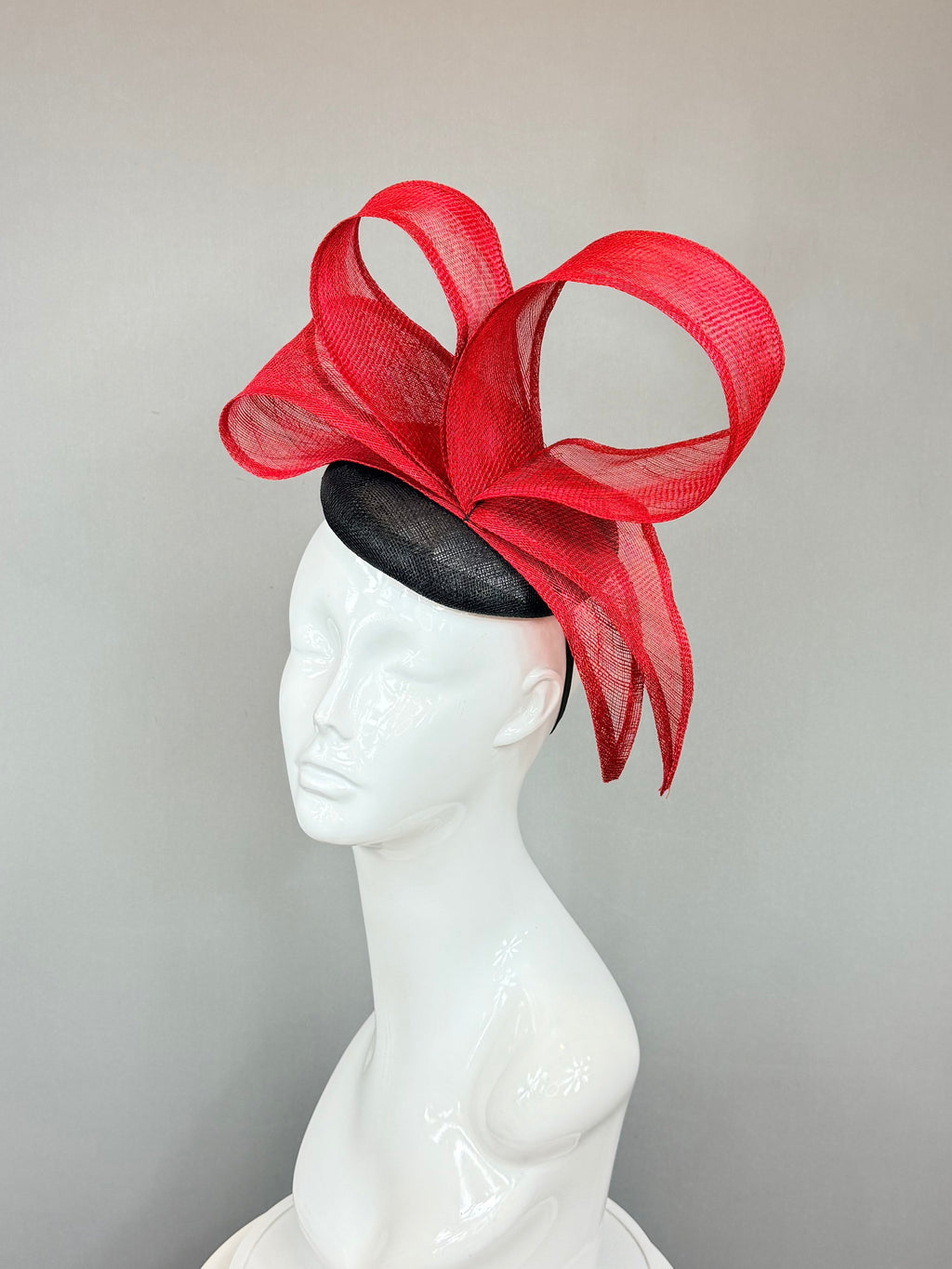 Kentucky Derby Fascinator Hat |  Red and Black Hat | Derbyologie