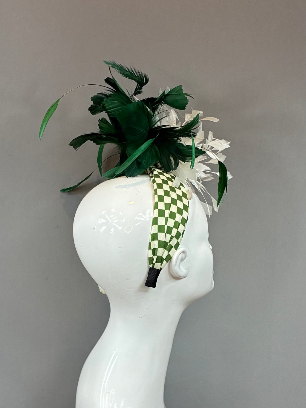 Kentucky Derby Fascinator Hat | Green and white feathered Headband Hat | Derbyologie