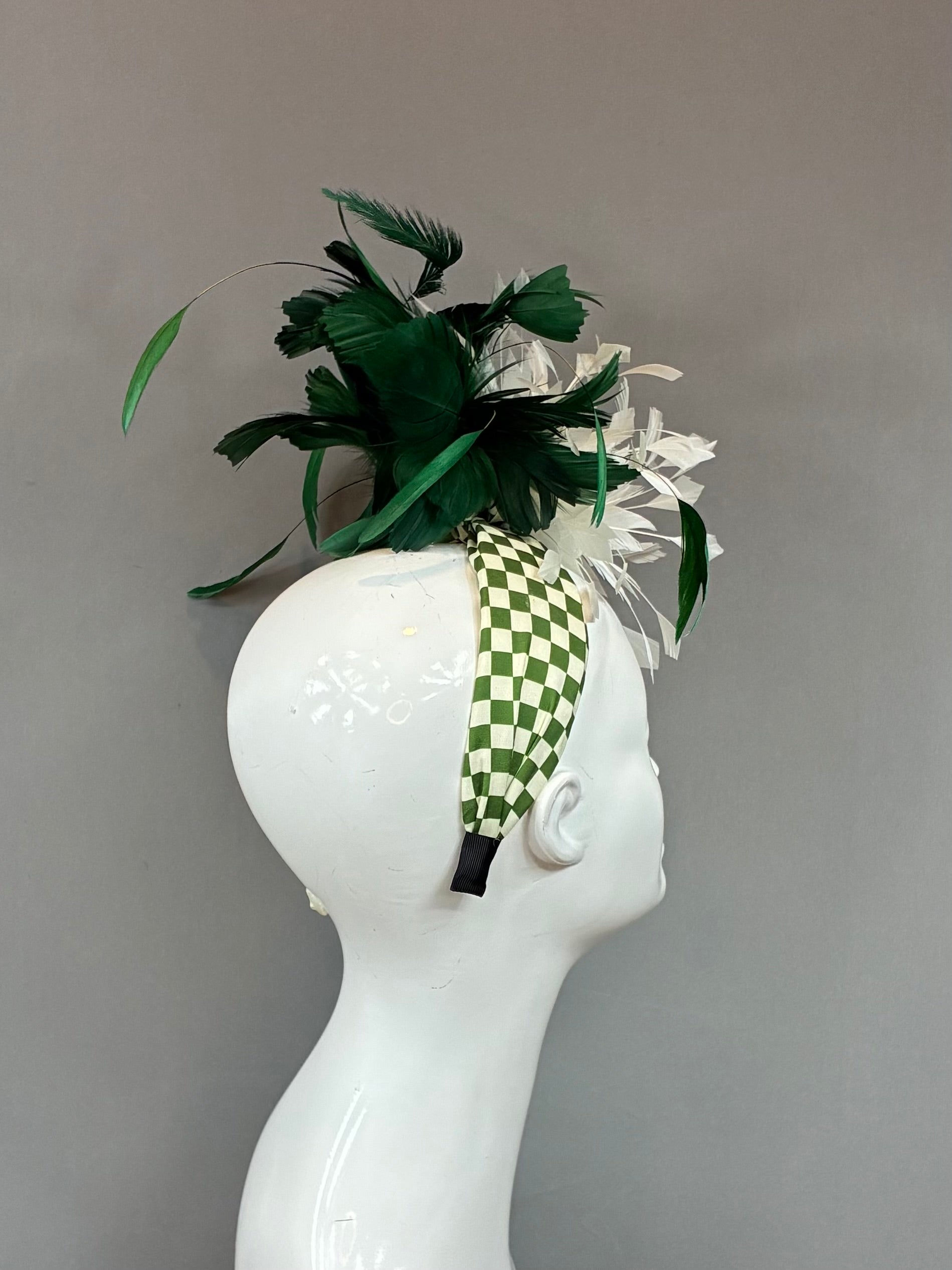 Kentucky Derby Fascinator Hat | Green and white feathered Headband Hat | Derbyologie