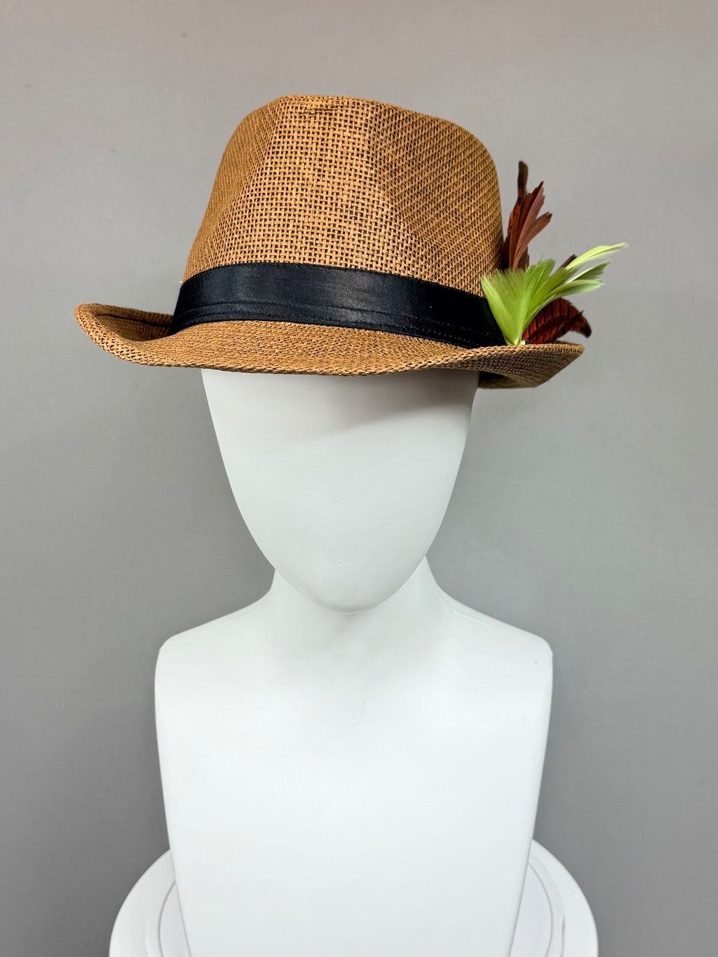 Kentucky Derby Men’s Hat | Brown Straw Fedora, Green Feather Hat| Derbyologie