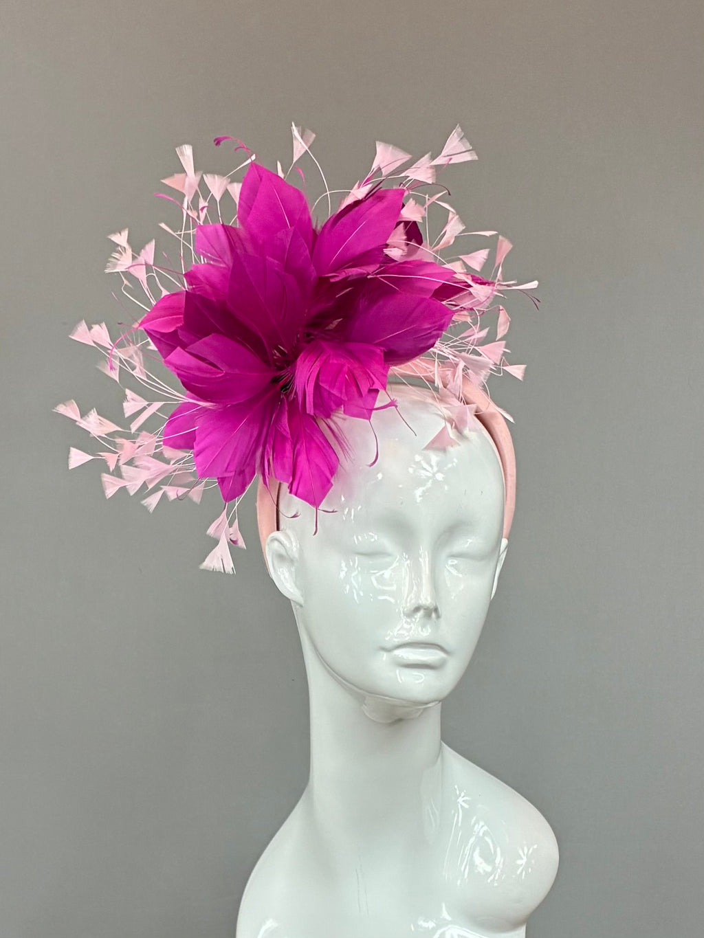 Kentucky Derby Fascinator Hat | Fuchsia and light pink feathered  Headband Hat | Derbyologie