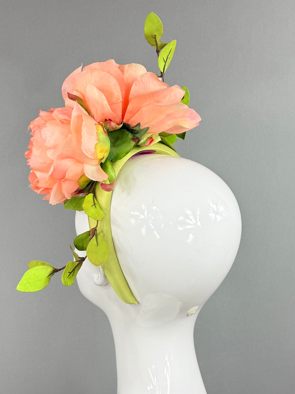 Kentucky Derby Fascinator Hat |Peach and green Headpiece | Derbyologie