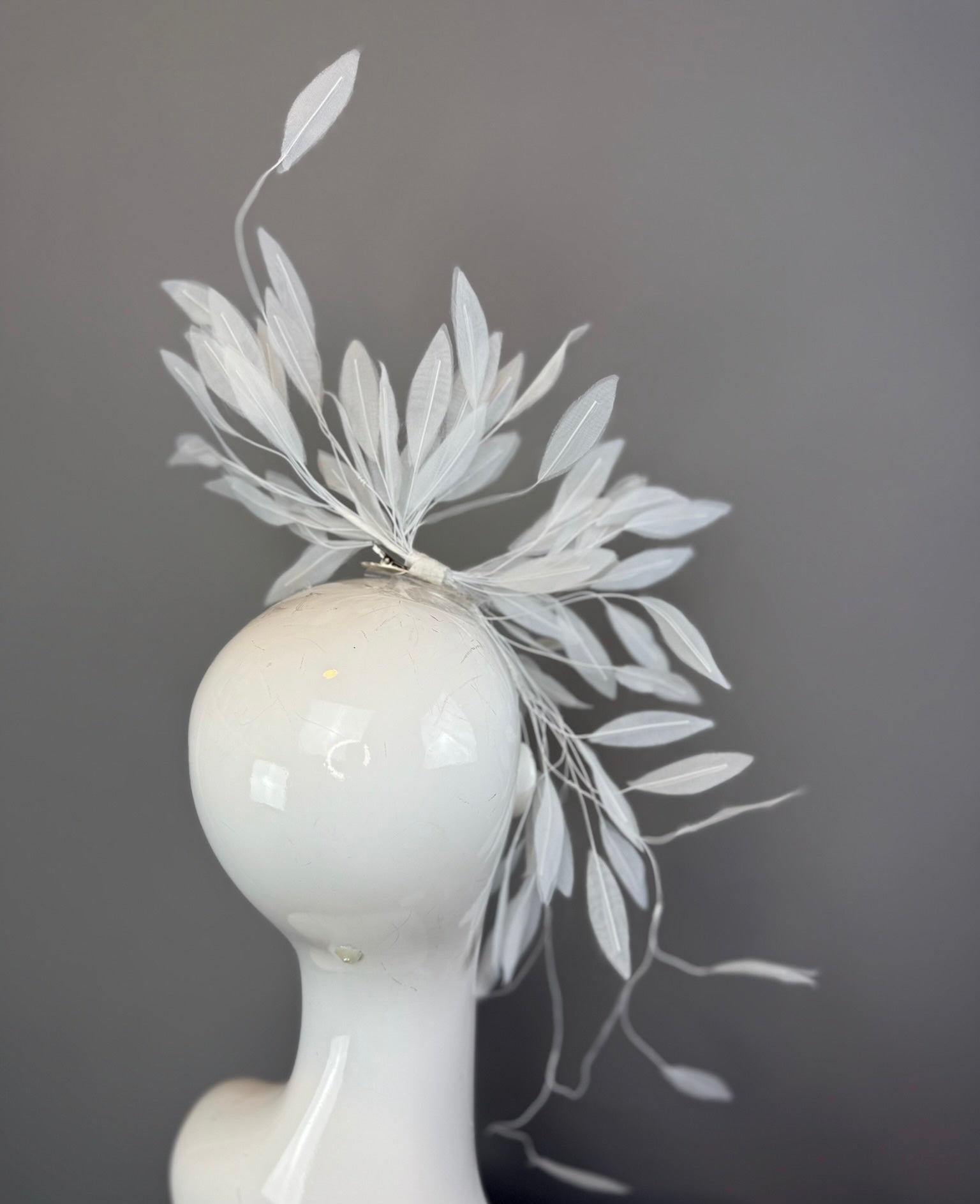 Kentucky Derby Feather Fascinator Hat for Women with white wiry feathers