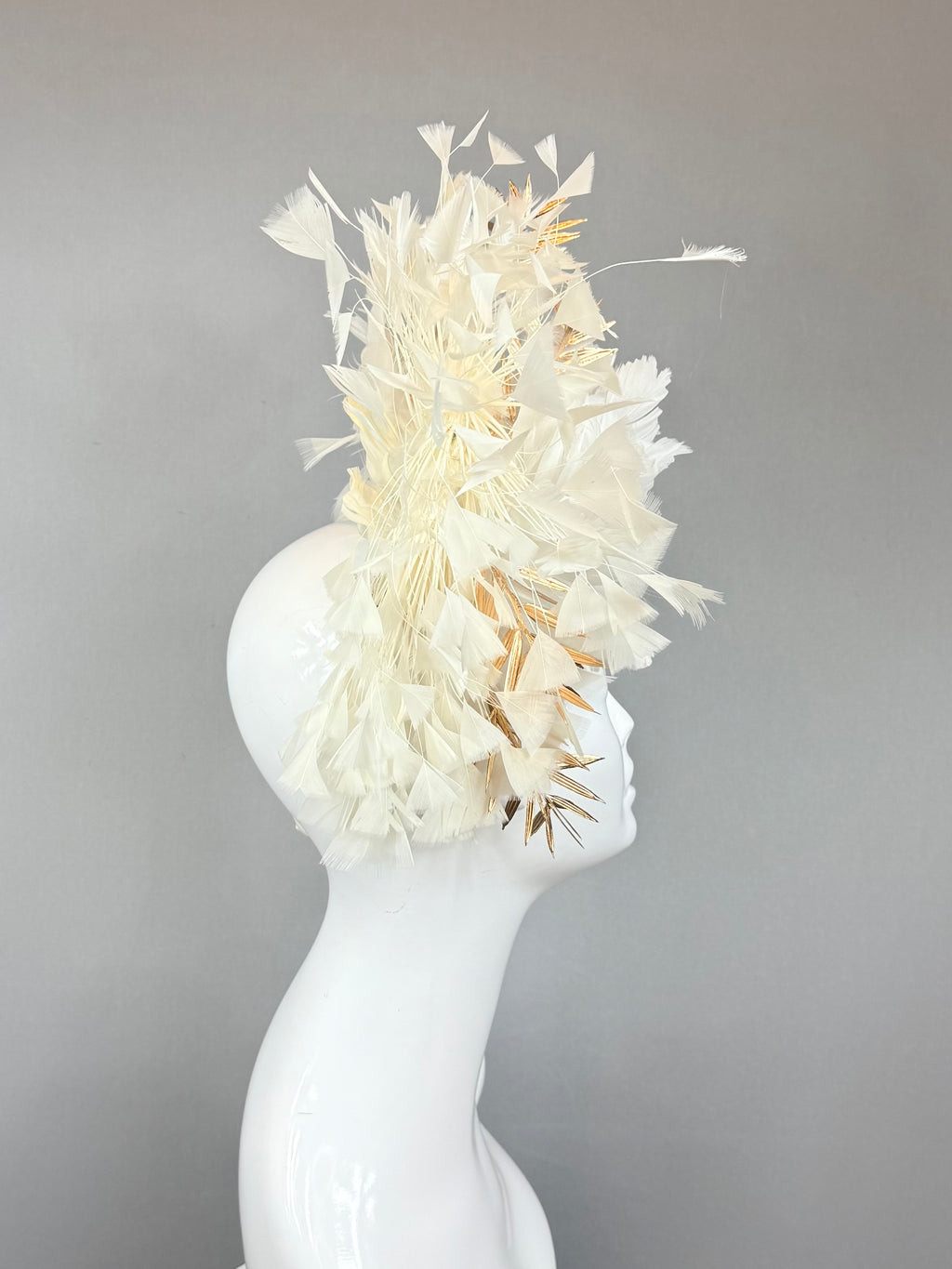 White and Gold Derby Fascinator, Kentucky Derby Hat Alternative, Kentucky derby hat (GOLD LINE)