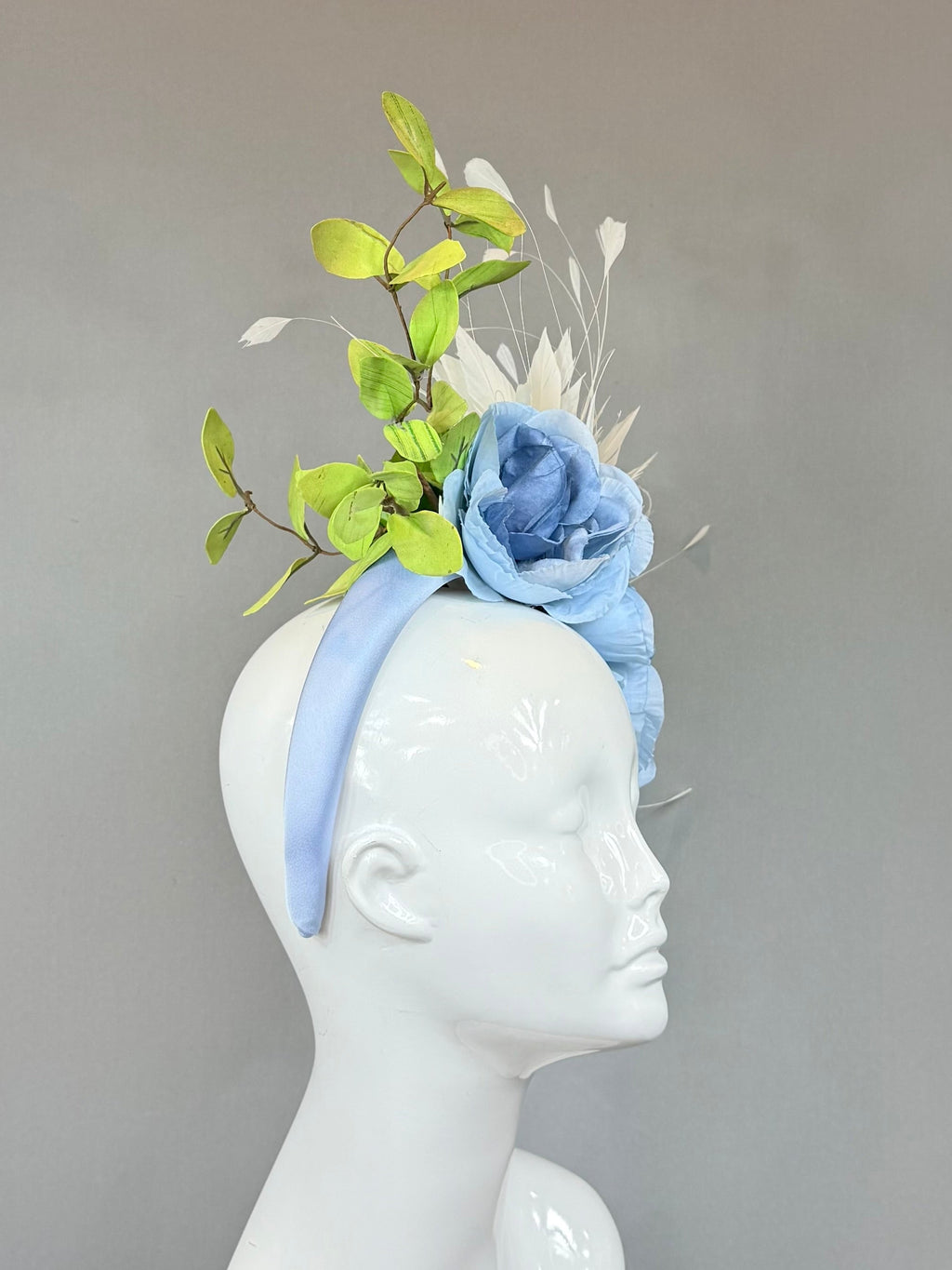 Kentucky Derby Fascinator Hat | Blue, Green & White Flower Headpiece | Derbyologie