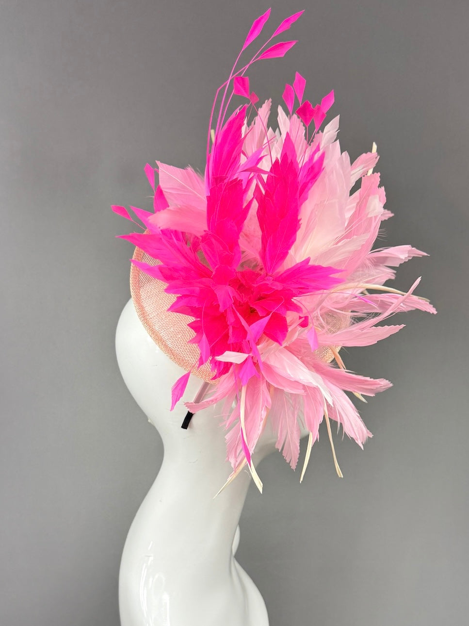Kentucky Derby Fascinator Hat | Light and hot pink feathered Headpiece | Derbyologie