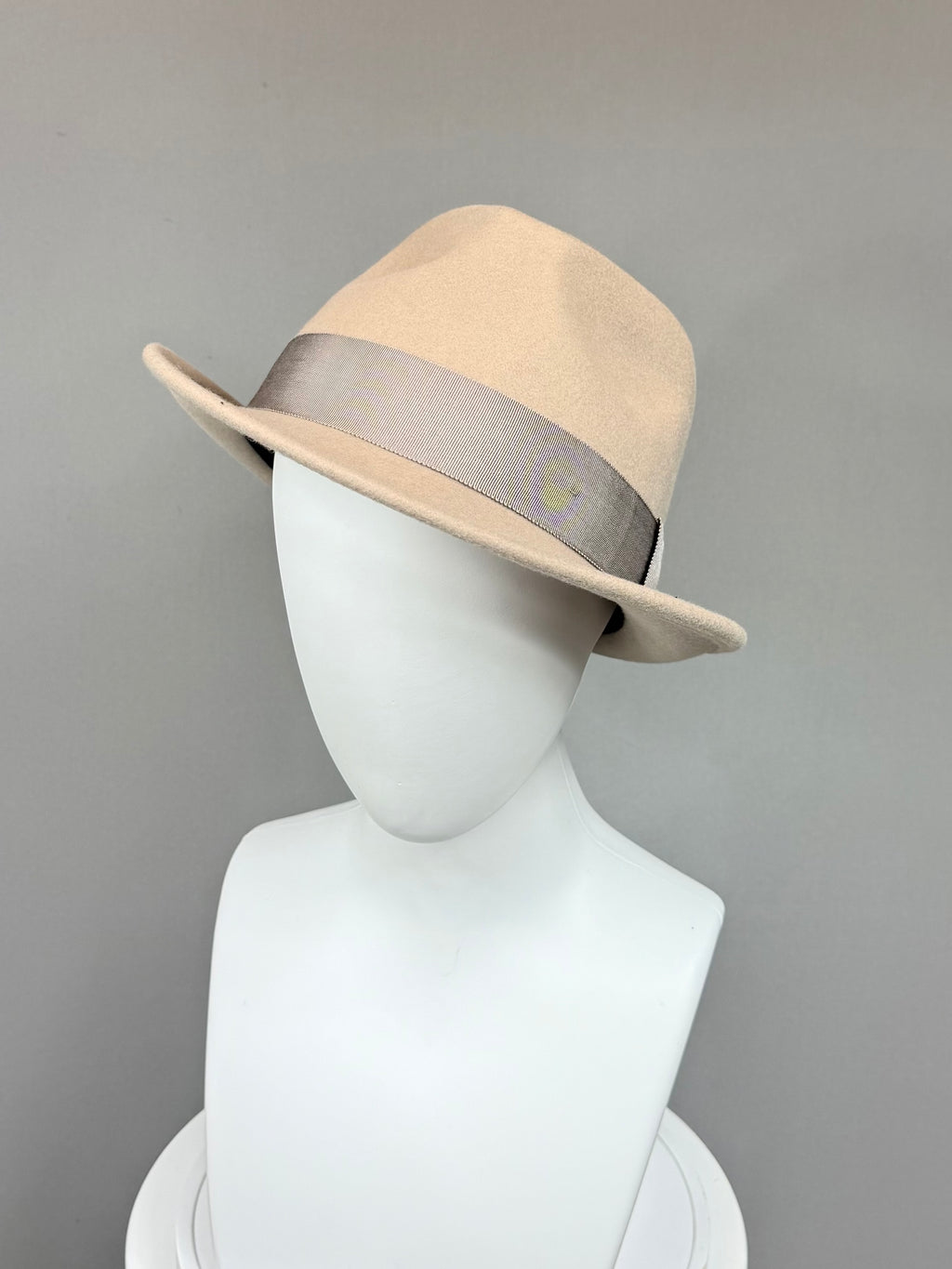 Kentucky Derby Men’s Hat | Gray Felt Fedora, Gray Trim Hat| Derbyologie