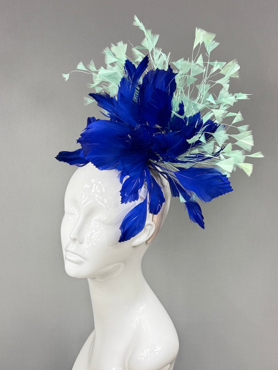 Kentucky Derby Fascinator Hat | Navy and mint green feathered Headpiece | Derbyologie