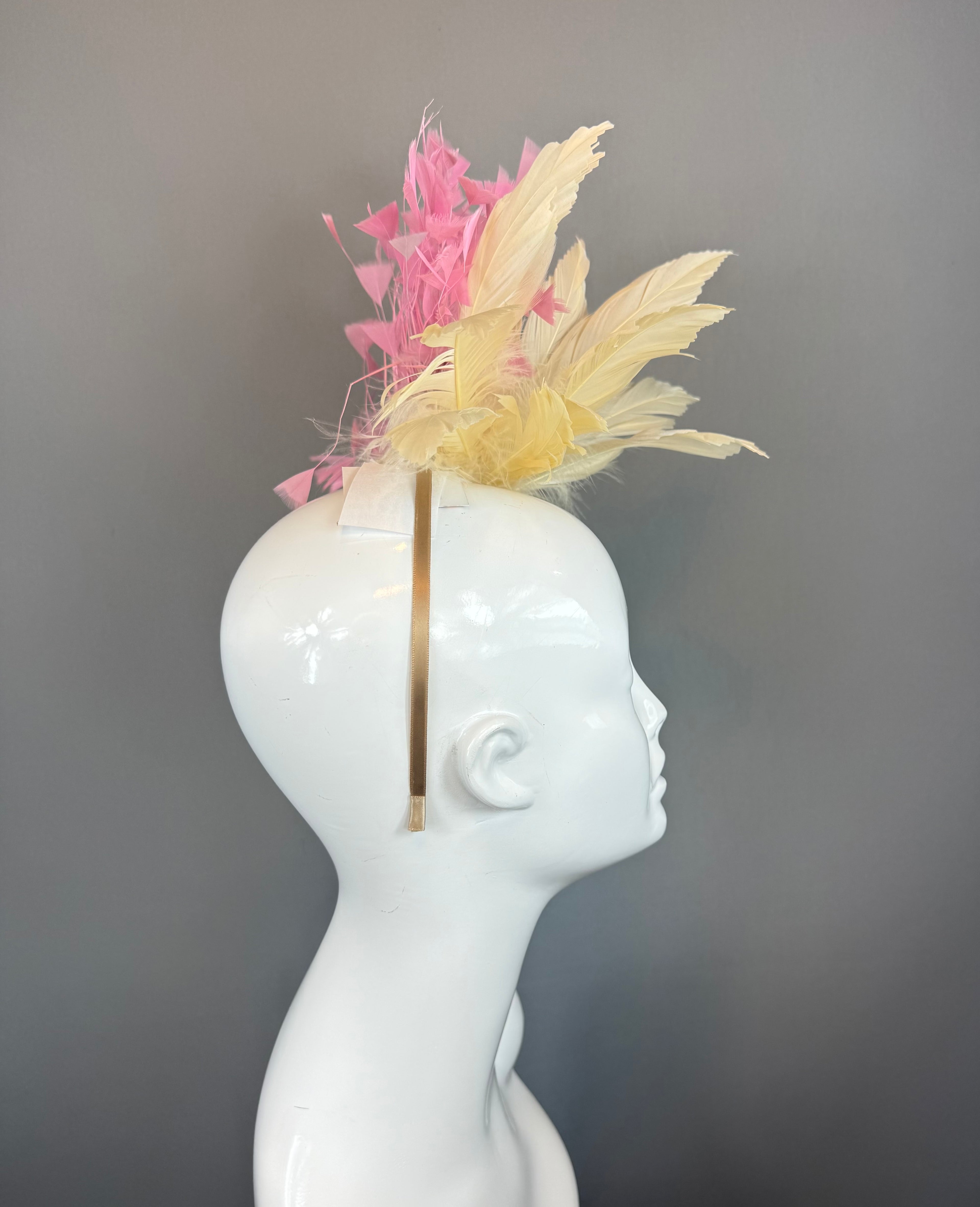 Kentucky Derby Fascinator Hat | Pink & Beige Feather Flower Headpiece | Derbyologie