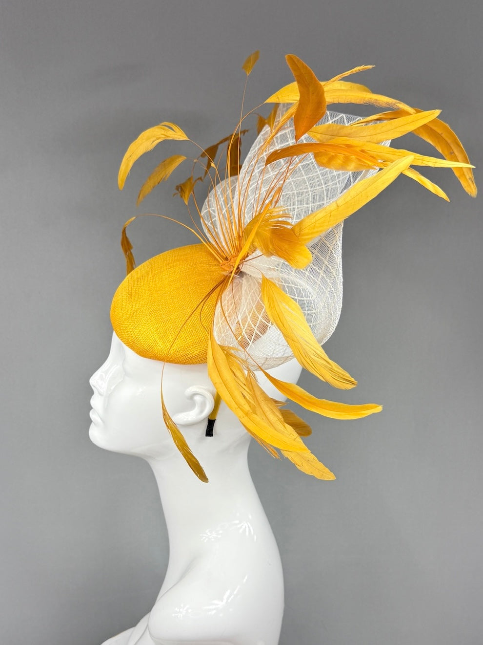 Kentucky Derby Fascinator Hat | Yellow feathers and white mesh Headpiece | Derbyologie