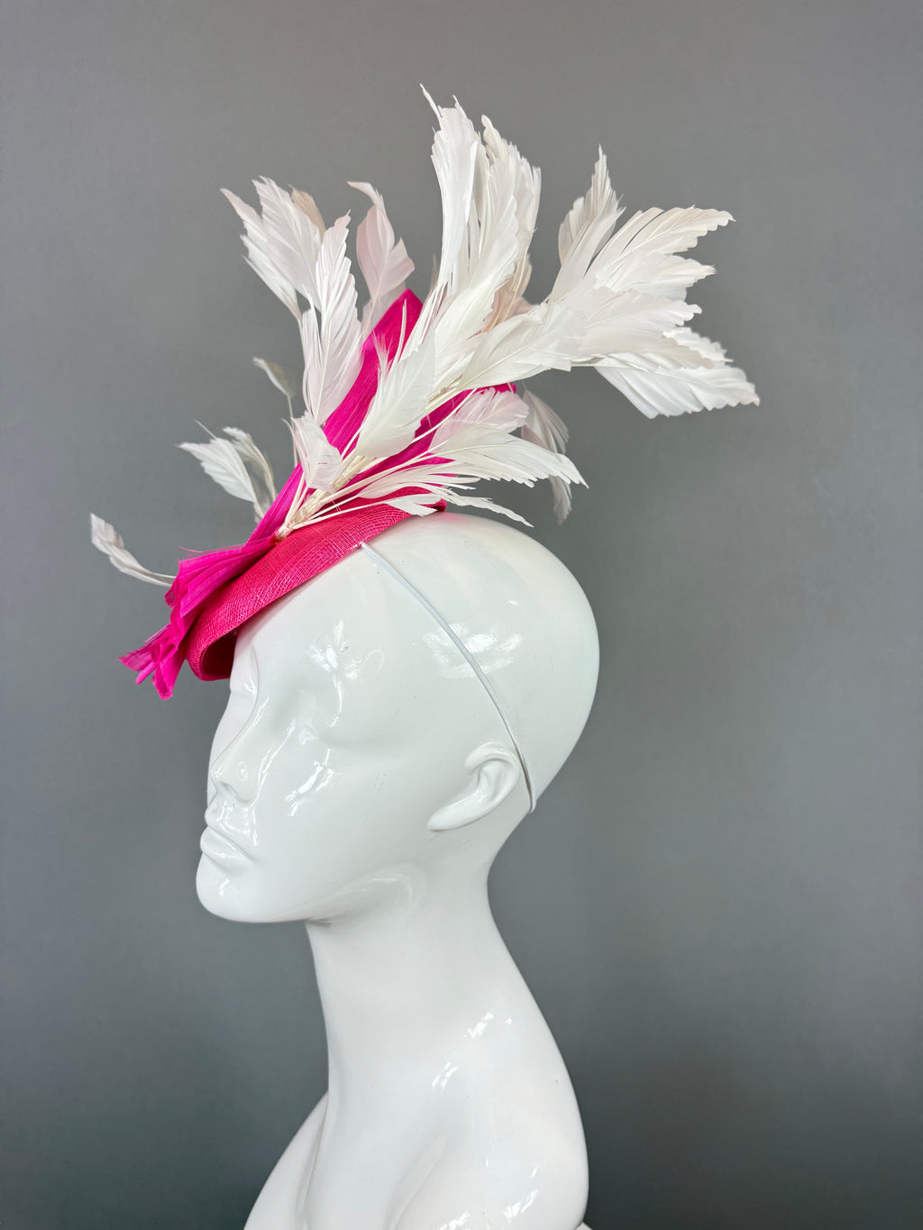 Kentucky Derby Fascinator Hat | Pink and White Fascinator | Derbyologie