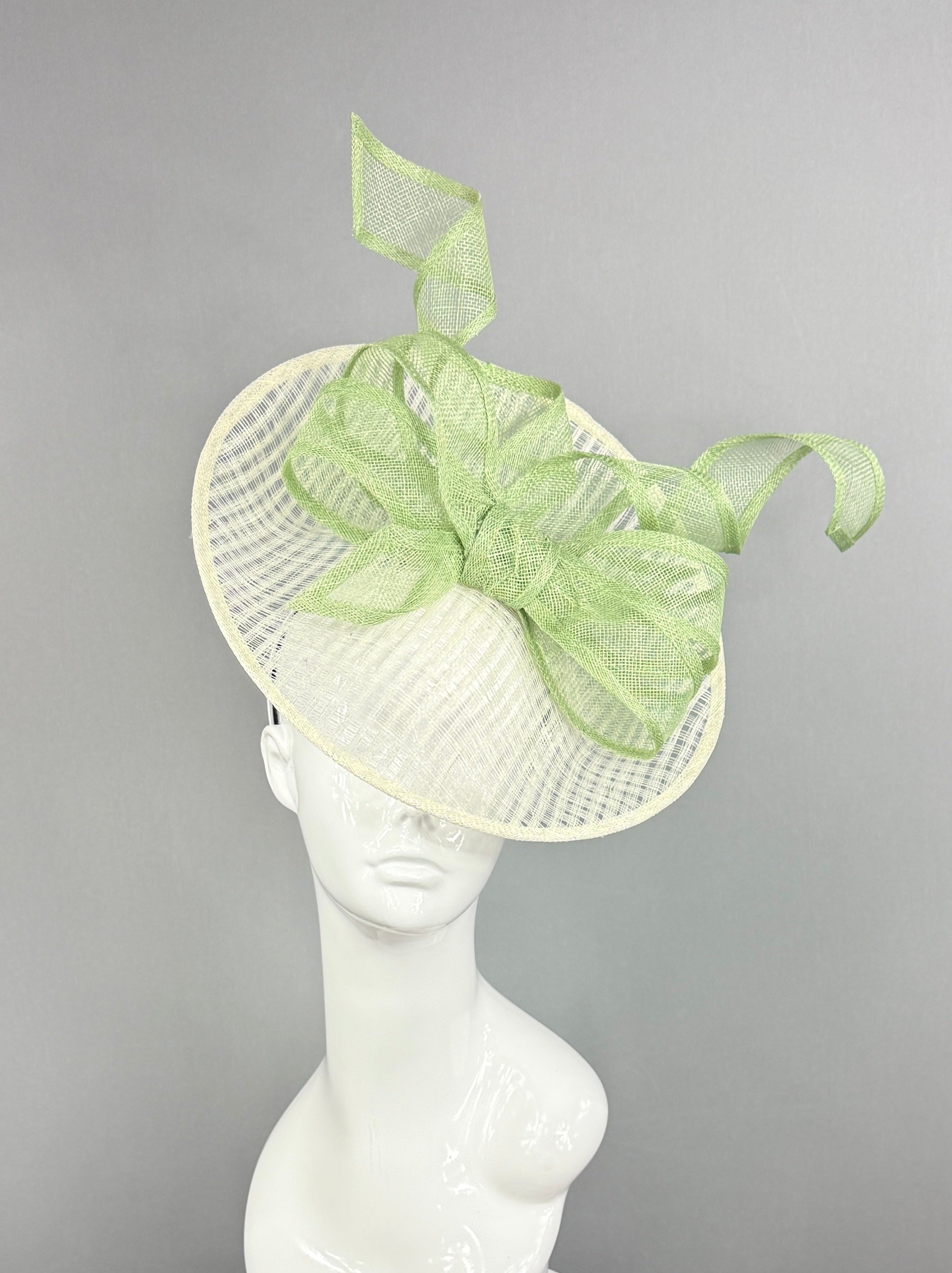 Kentucky Derby Fascinator Hat | Green and white Headpiece | Derbyologie