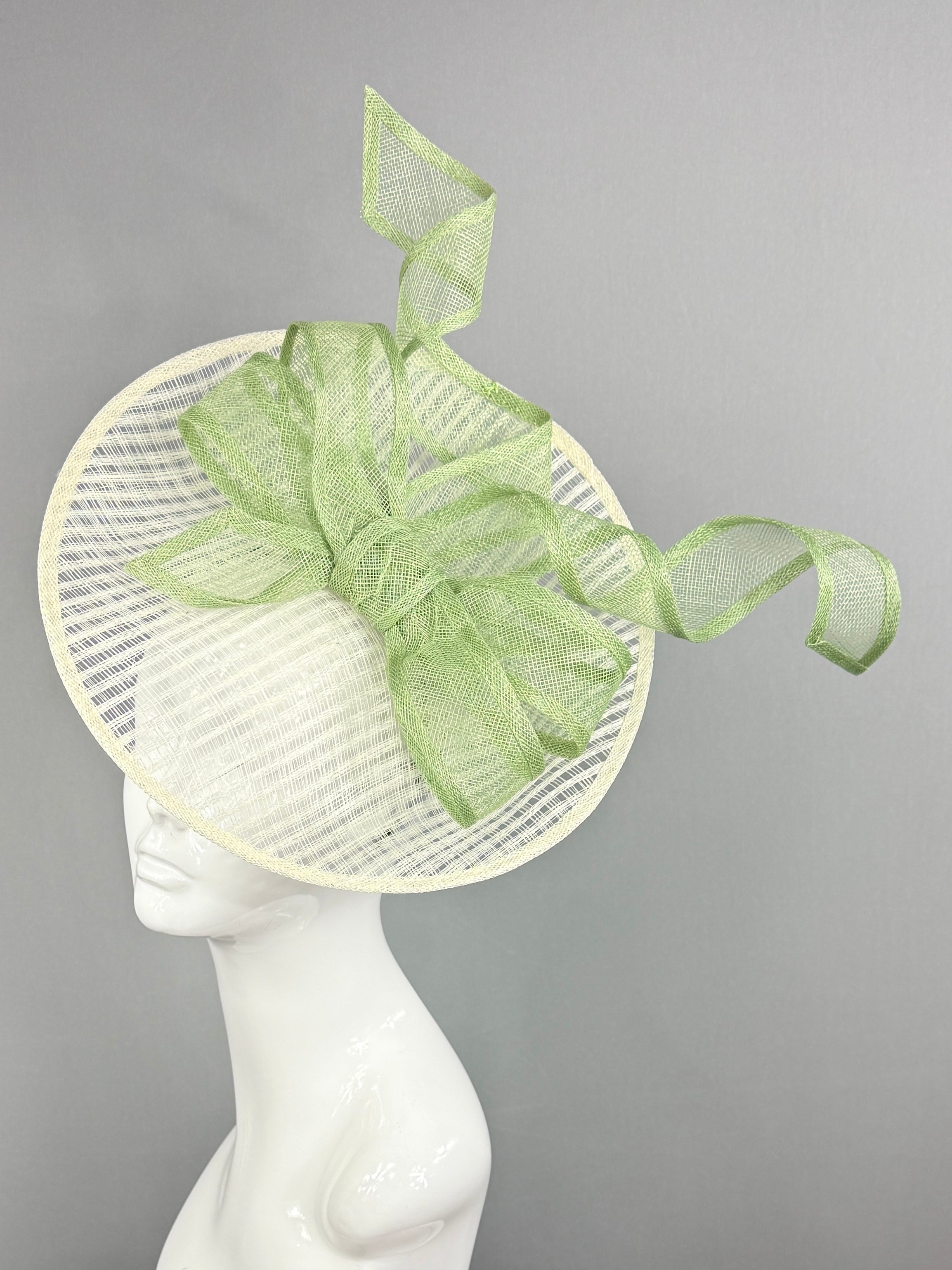 Kentucky Derby Fascinator Hat | Green and white Headpiece | Derbyologie