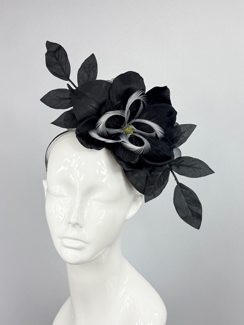 Kentucky Derby Fascinator Hat | Black and Gray Headpiece | Derbyologie