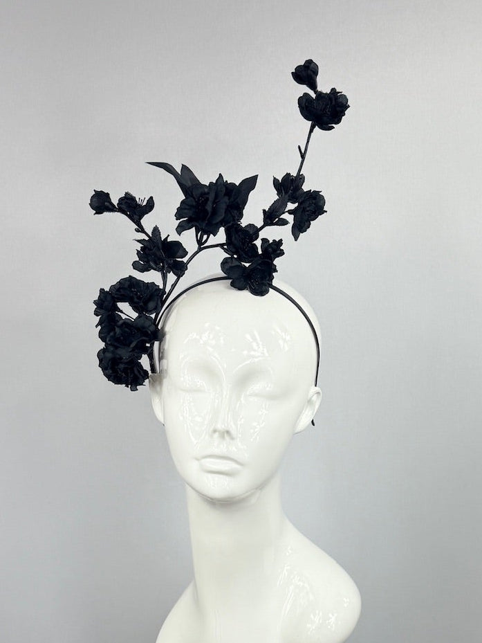 Kentucky Derby Fascinator Hat | Black Flower Headpiece | Derbyologie