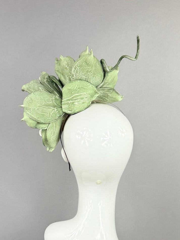 Kentucky Derby Fascinator Hat | White and Green Headpiece | Derbyologie