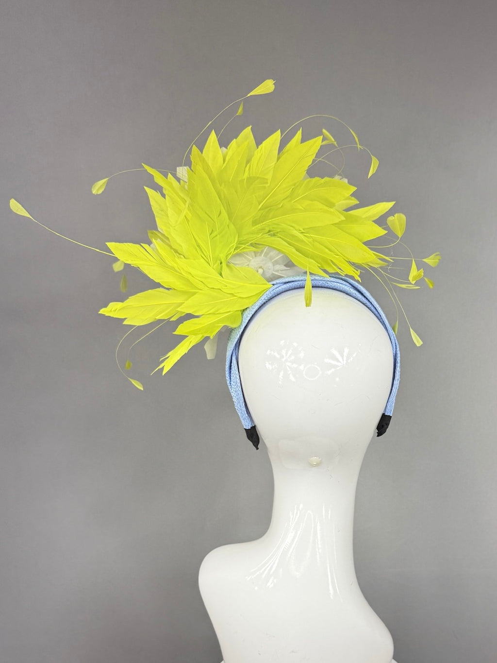 Kentucky Derby Fascinator Hat | Lime green and white feathered Headpiece | Derbyologie