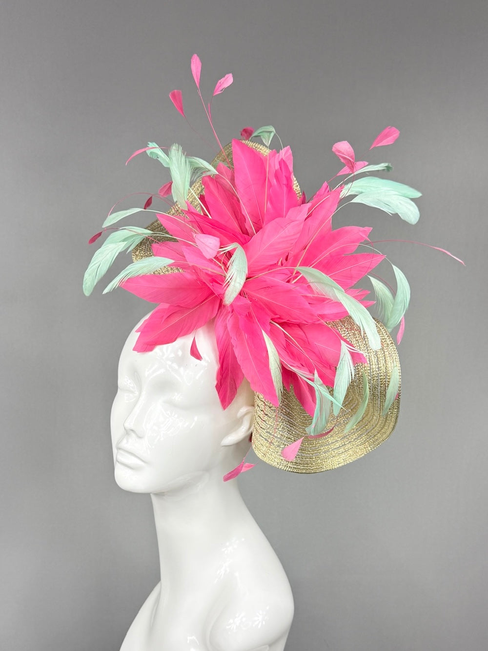 Kentucky Derby Fascinator Hat | Pink and mint green feathers Headpiece | Derbyologie