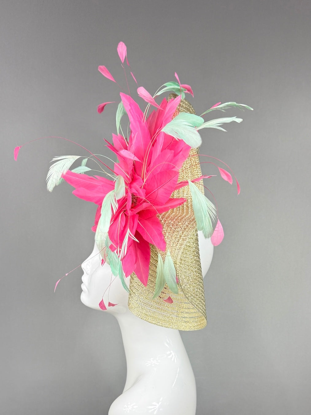 Kentucky Derby Fascinator Hat | Pink and mint green feathers Headpiece | Derbyologie